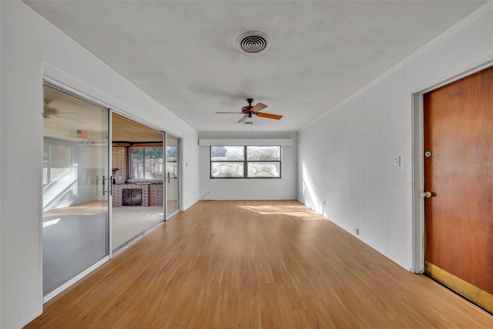 TIMBERLANE SHORES - Residential