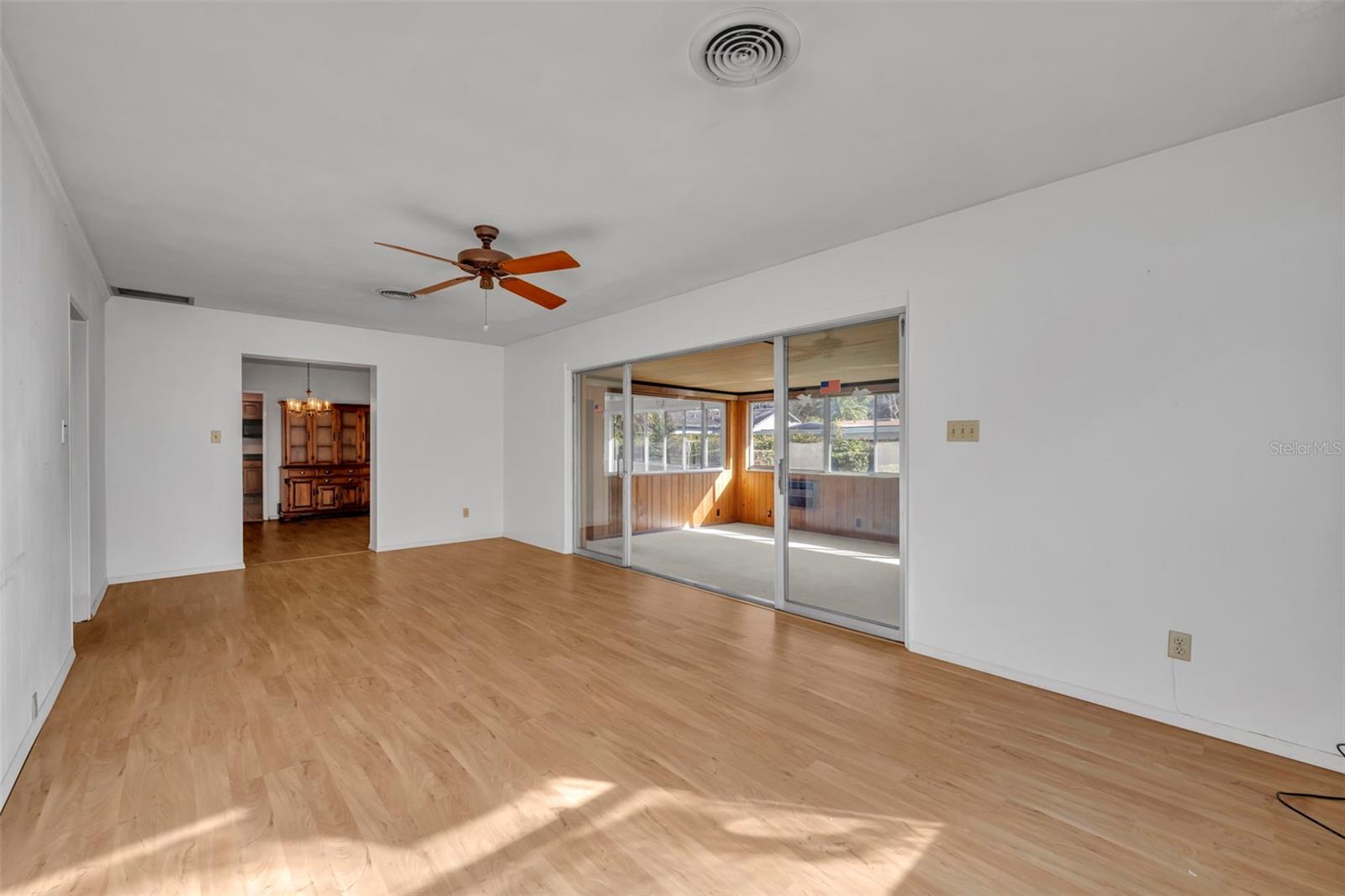 TIMBERLANE SHORES - Residential