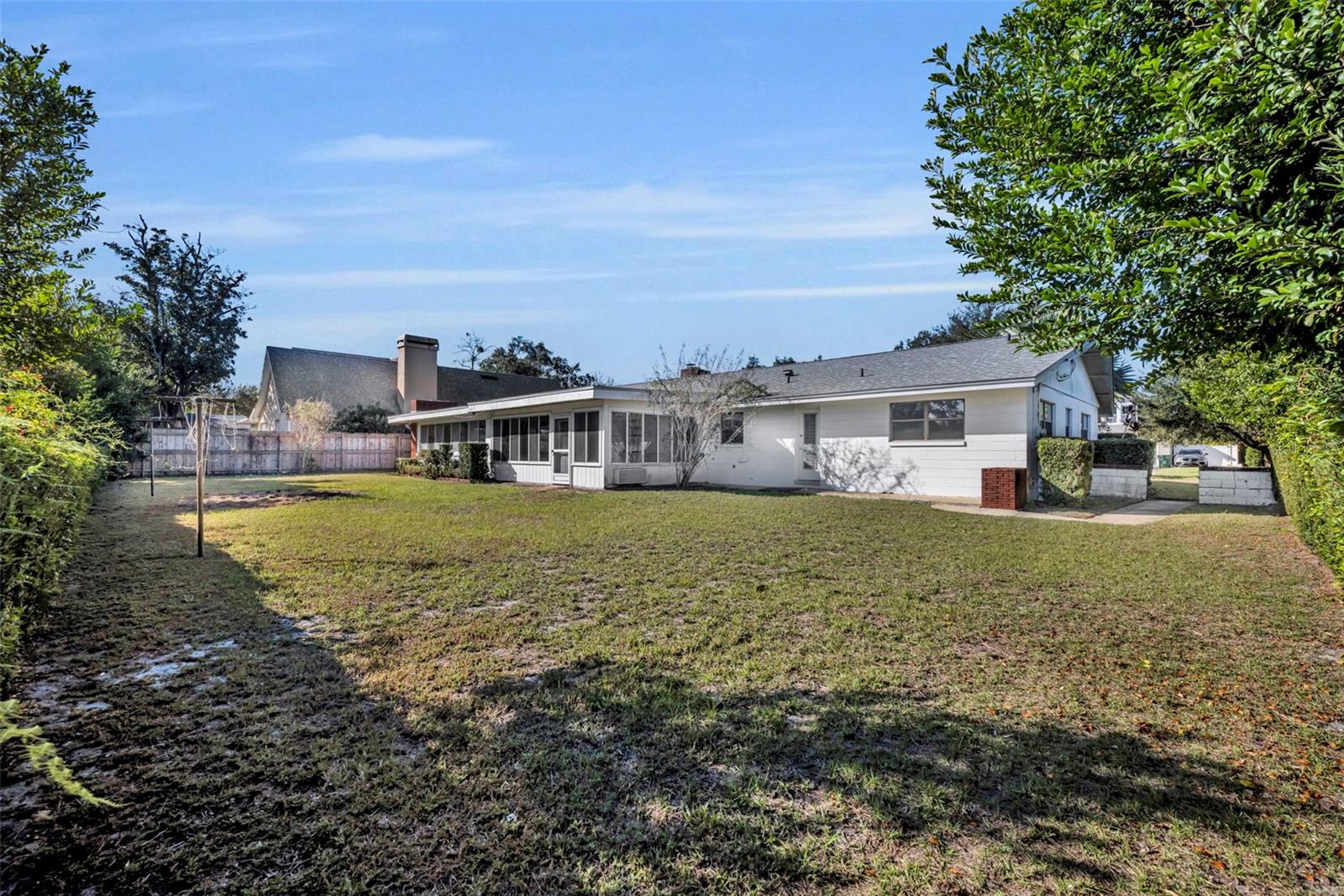 TIMBERLANE SHORES - Residential