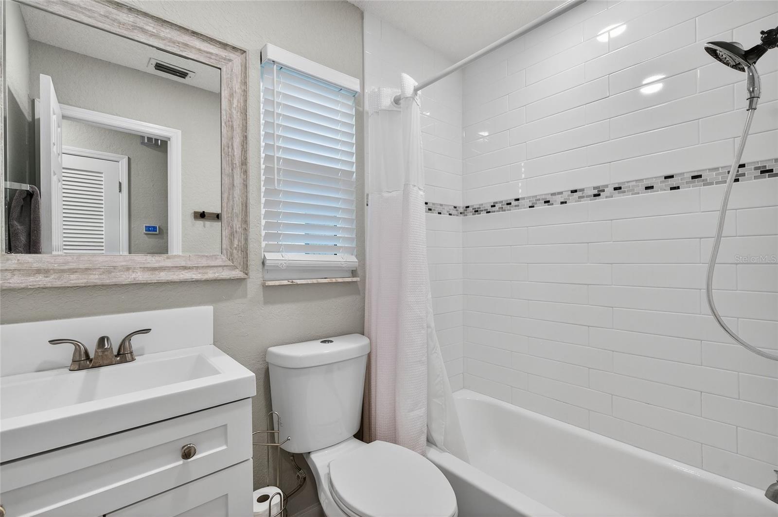 FLOR A MAR - Residential