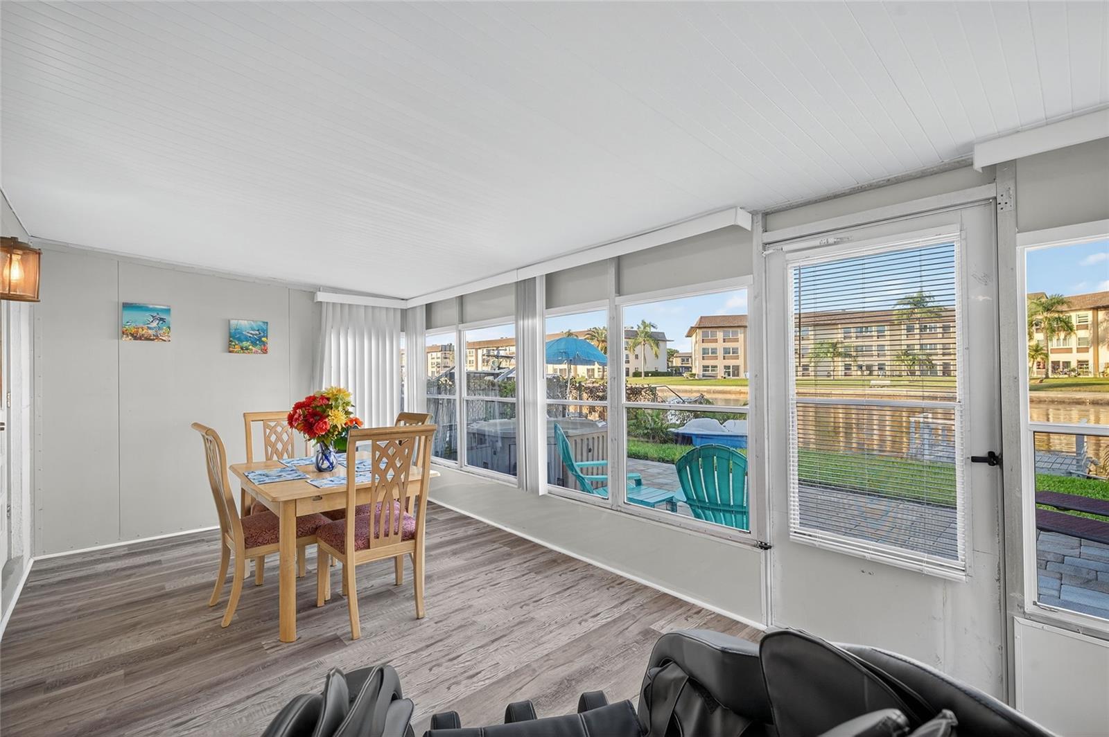 FLOR A MAR - Residential