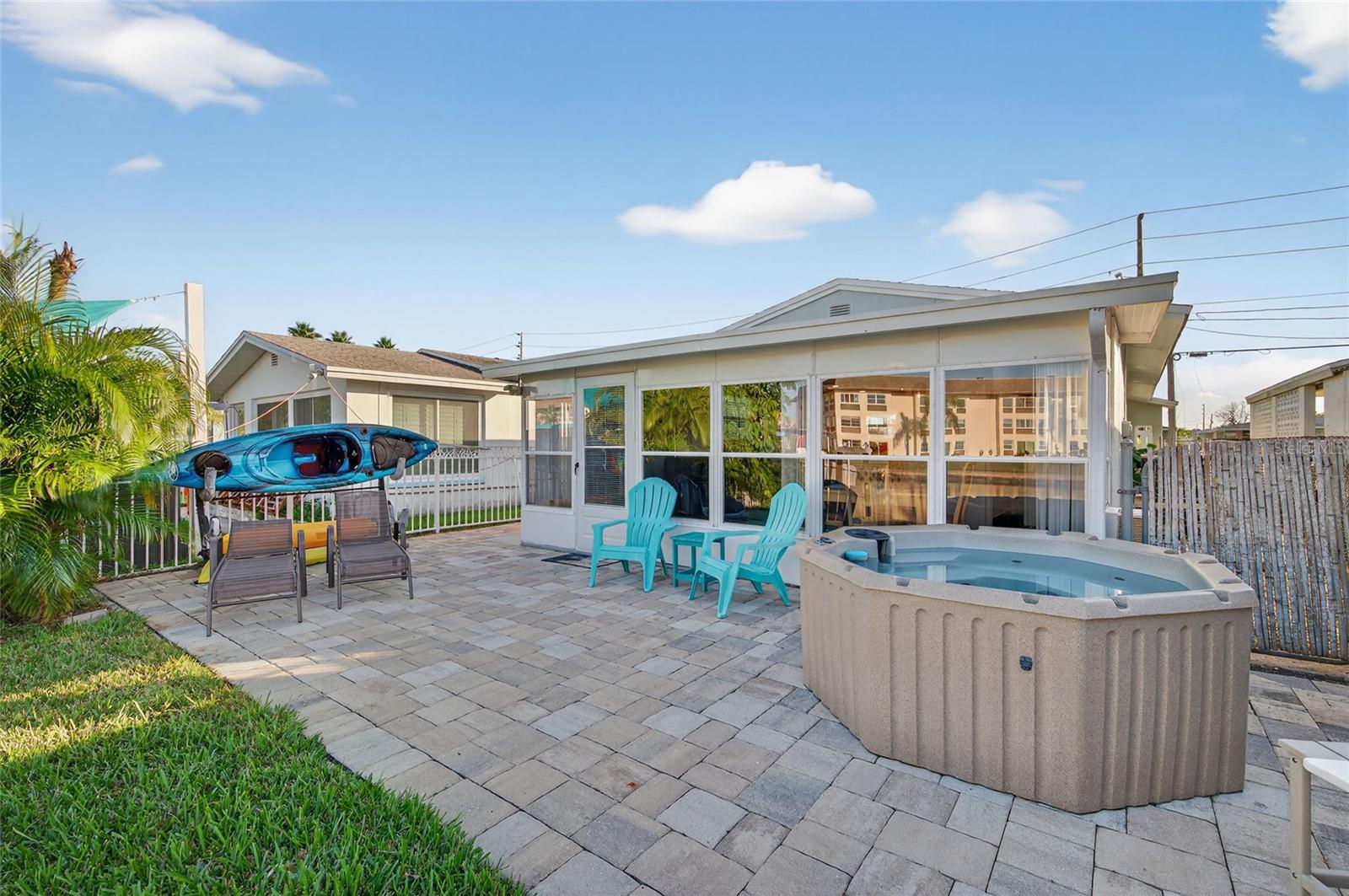 FLOR A MAR - Residential