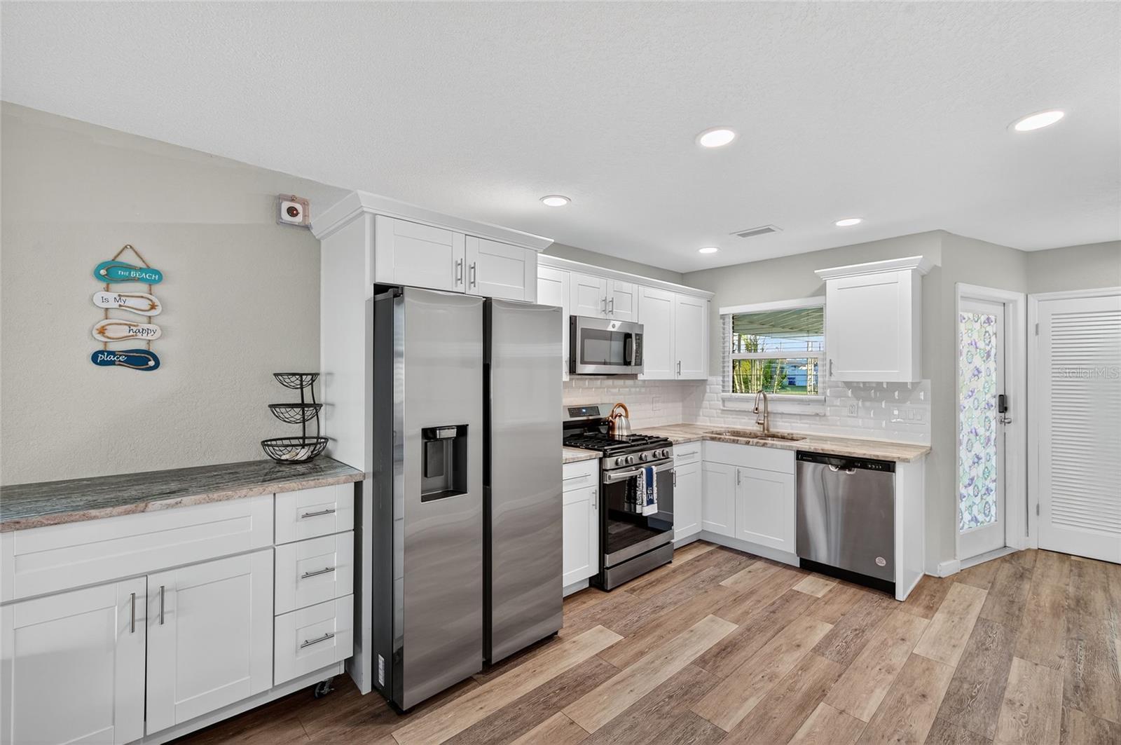 FLOR A MAR - Residential