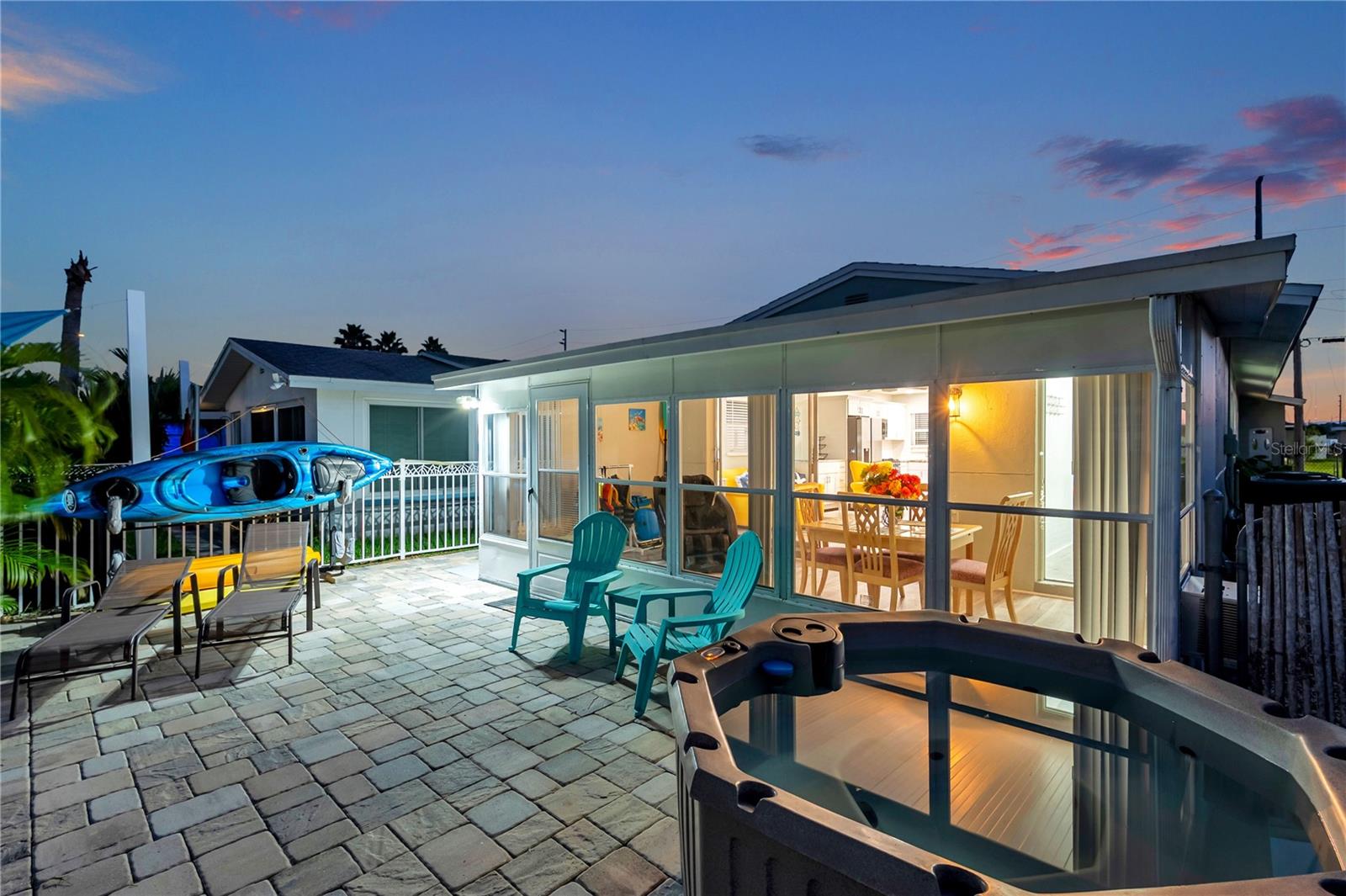 FLOR A MAR - Residential