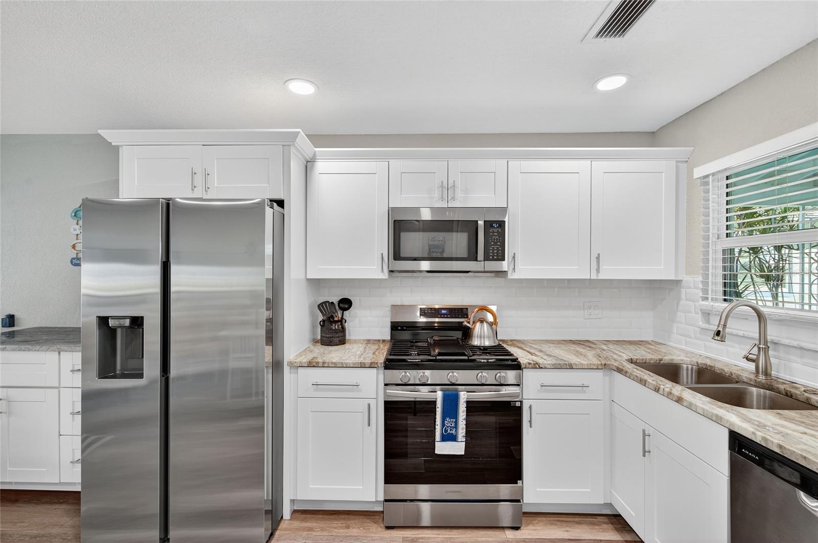 FLOR A MAR - Residential