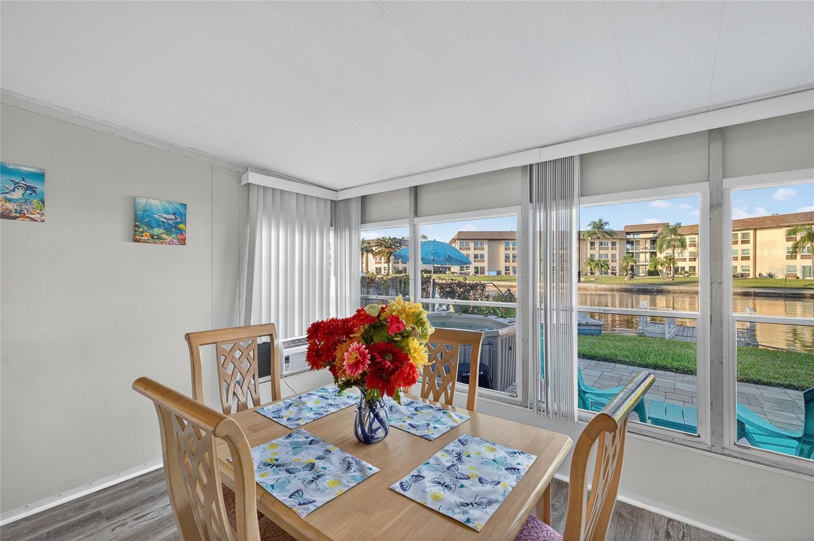 FLOR A MAR - Residential