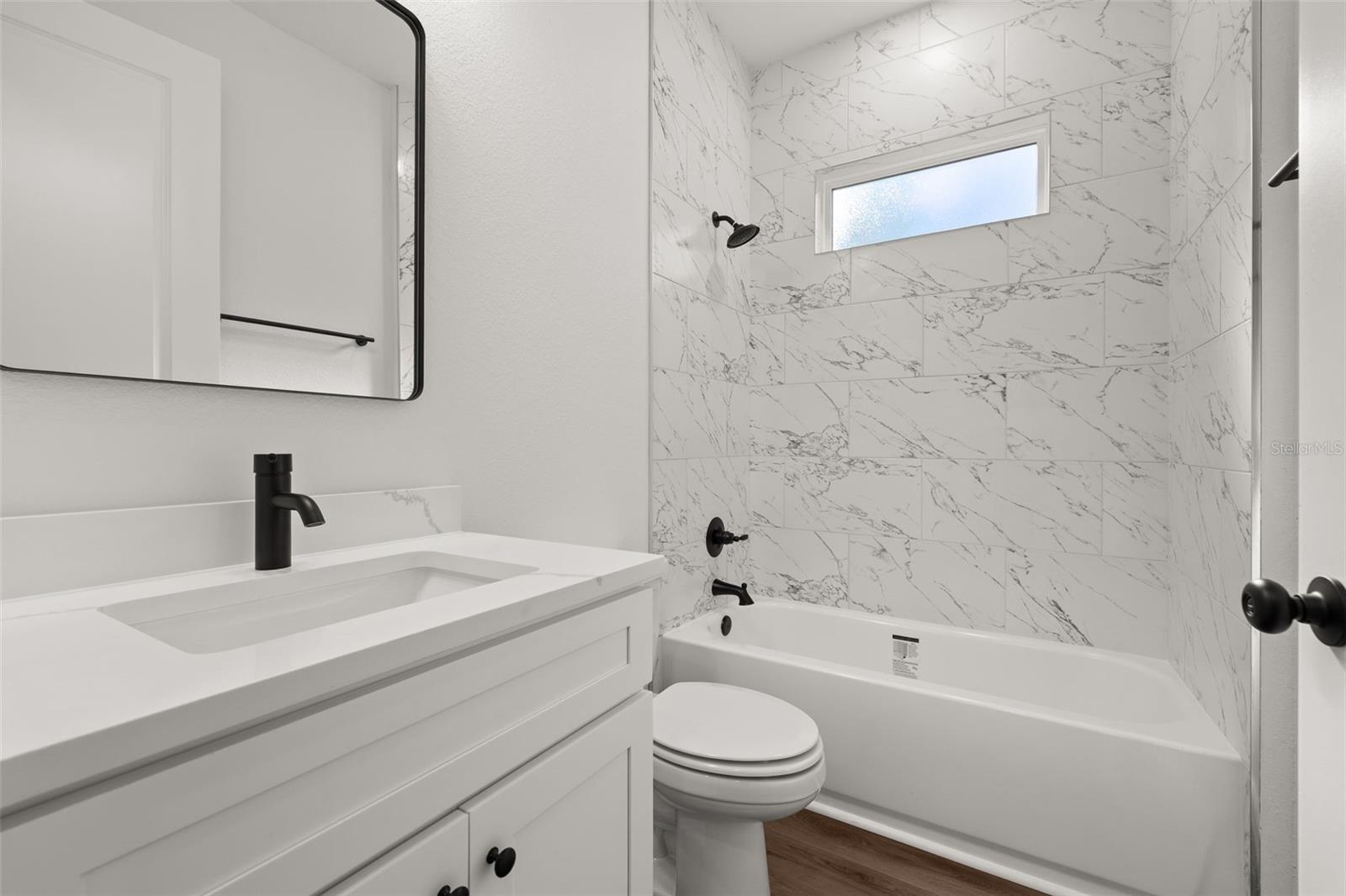 AVON PARK LAKES - Residential