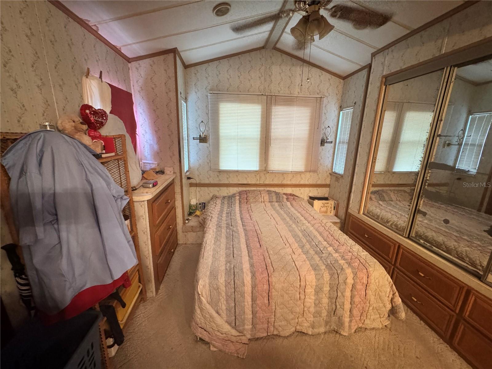 HUDSON GROVE ESTATES - Residential