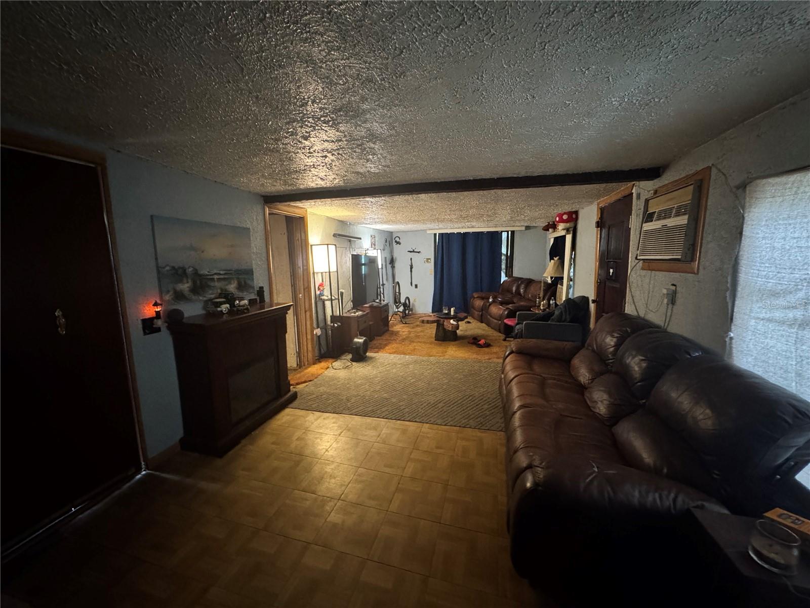 HUDSON GROVE ESTATES - Residential