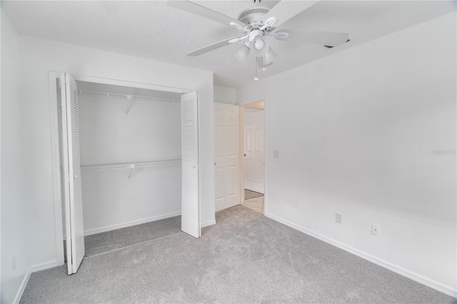 HYDE PARK - Residential Lease