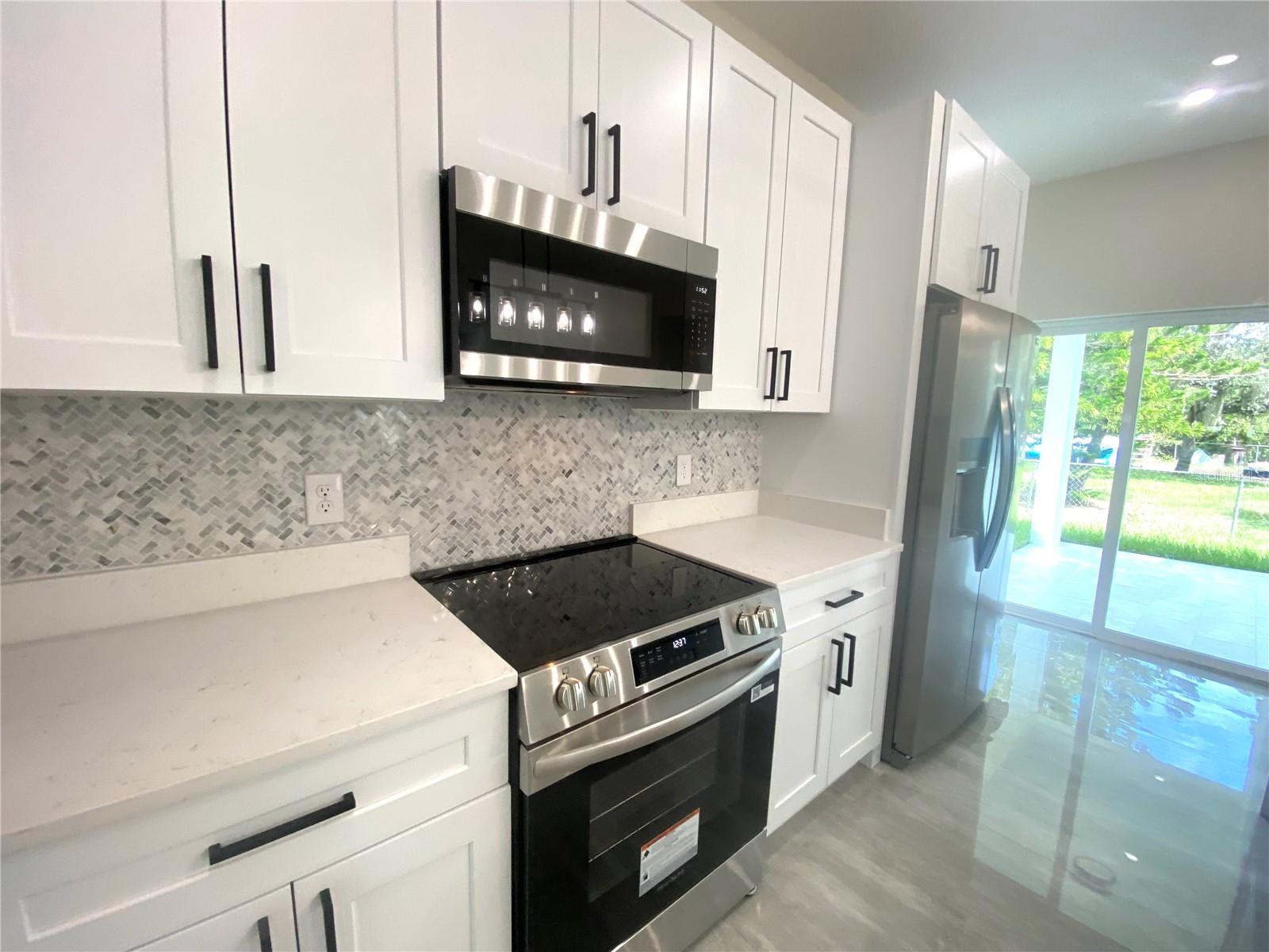 SEBRING COUNTRY ESTATES SEC 02 - Residential