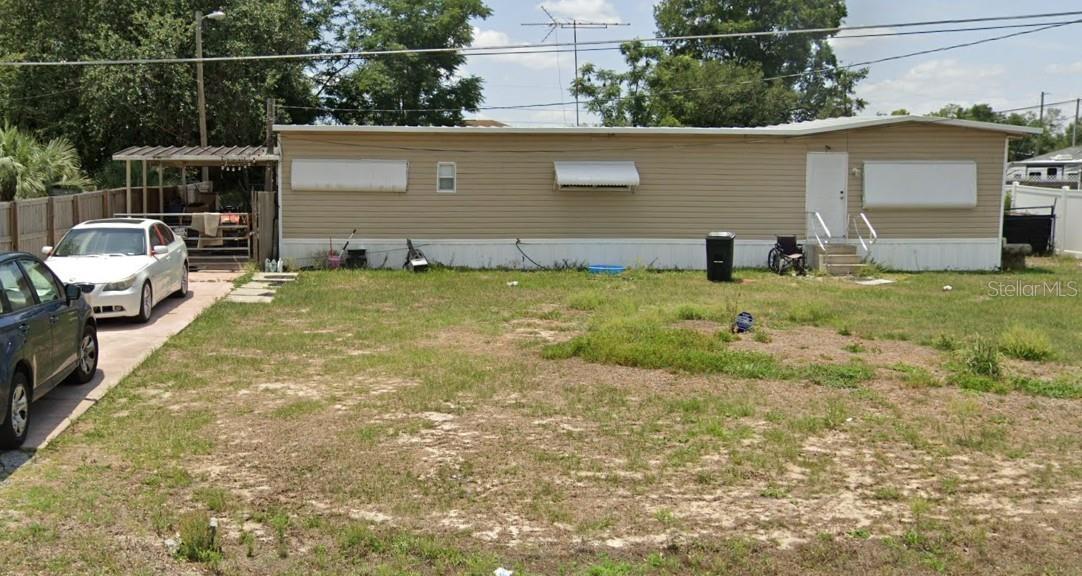 This 2-bedroom, 1-bathroom mobile home offers good-sized bedrooms and a well-proportioned bathroom, providing comfortable living space throughout. The property sits on a generous lot with a spacious backyard, perfect for outdoor activities or future enhancements. With great potential for customization or investment, this home presents a fantastic opportunity to create your ideal living space or rental property.