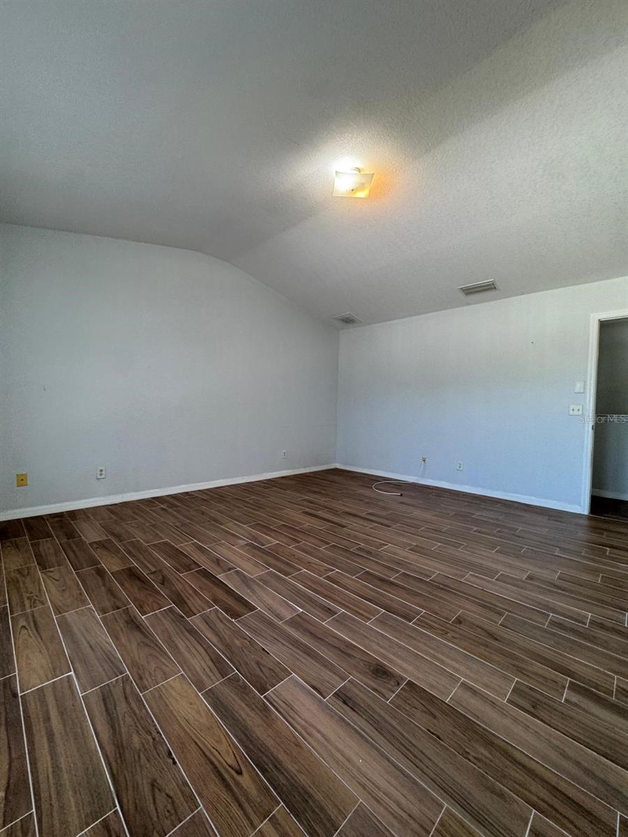 CRESCENT VIEW - Residential Lease