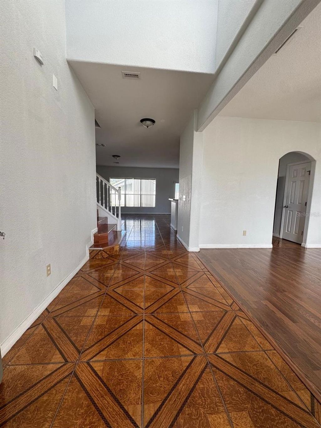 Photo of 6561 Crescent Loop, Winter Haven, FL 33884 (MLS # S5141544)