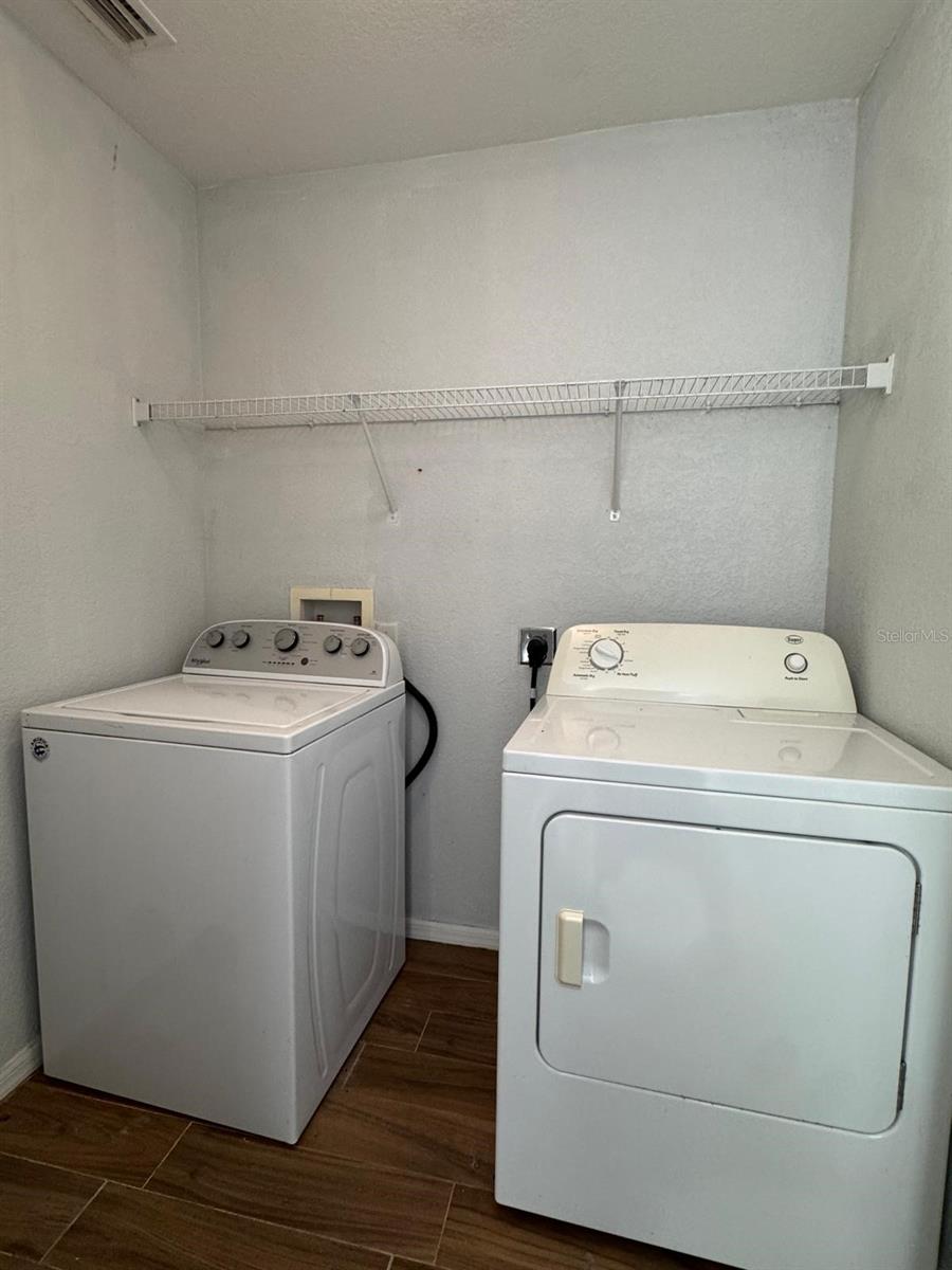 CRESCENT VIEW - Residential Lease