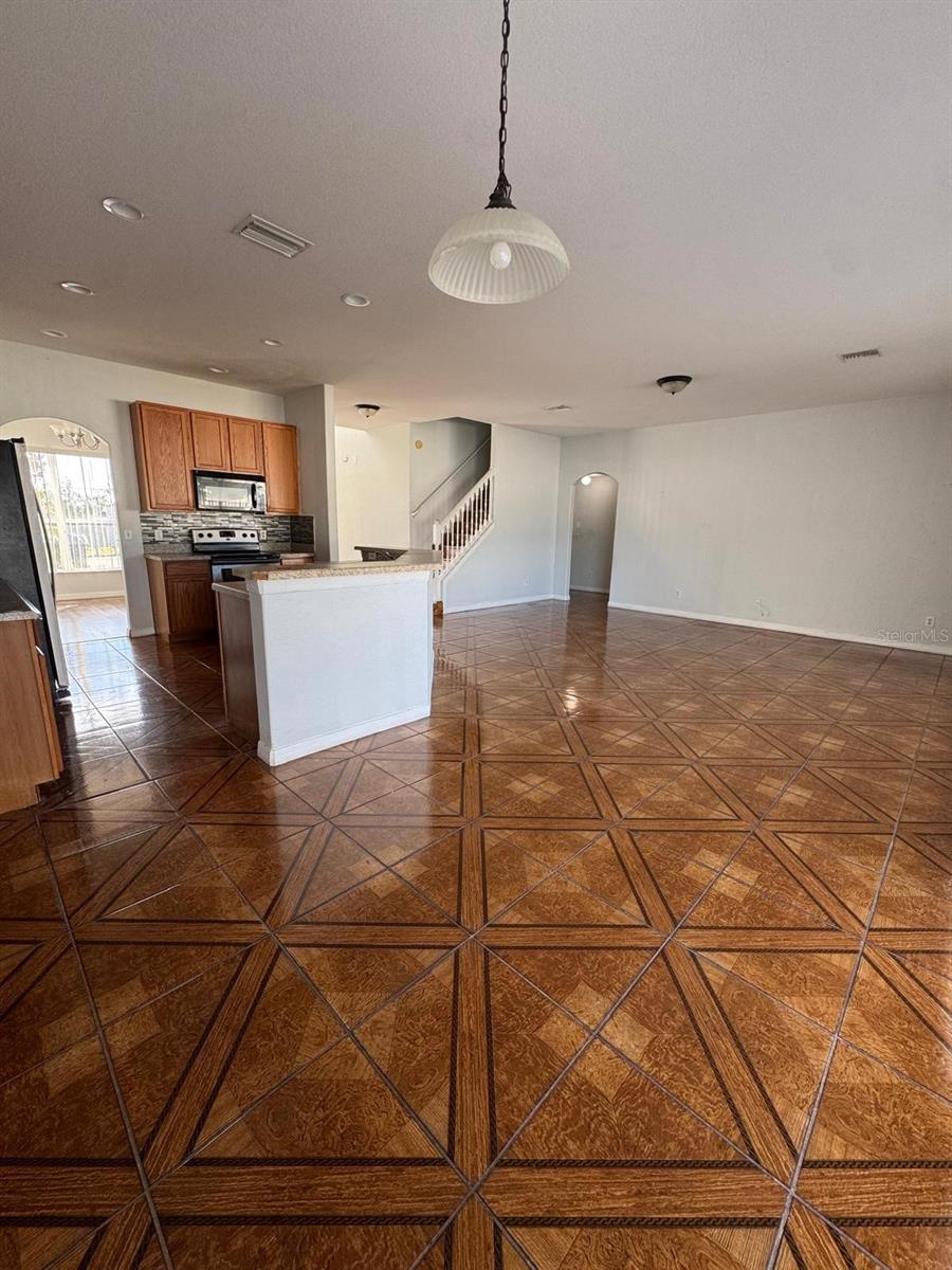 CRESCENT VIEW - Residential Lease