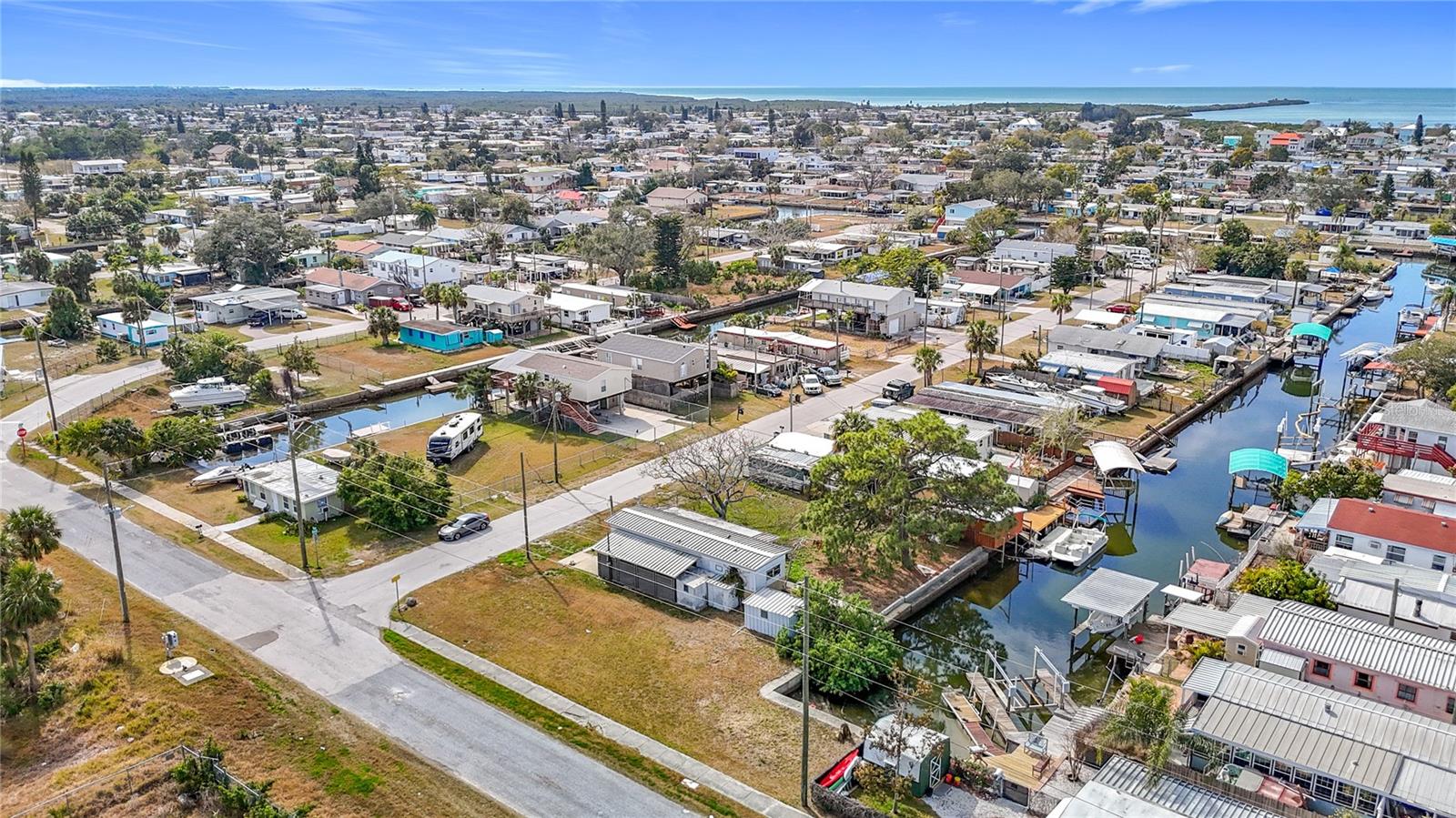 VISTA DEL MAR - Land