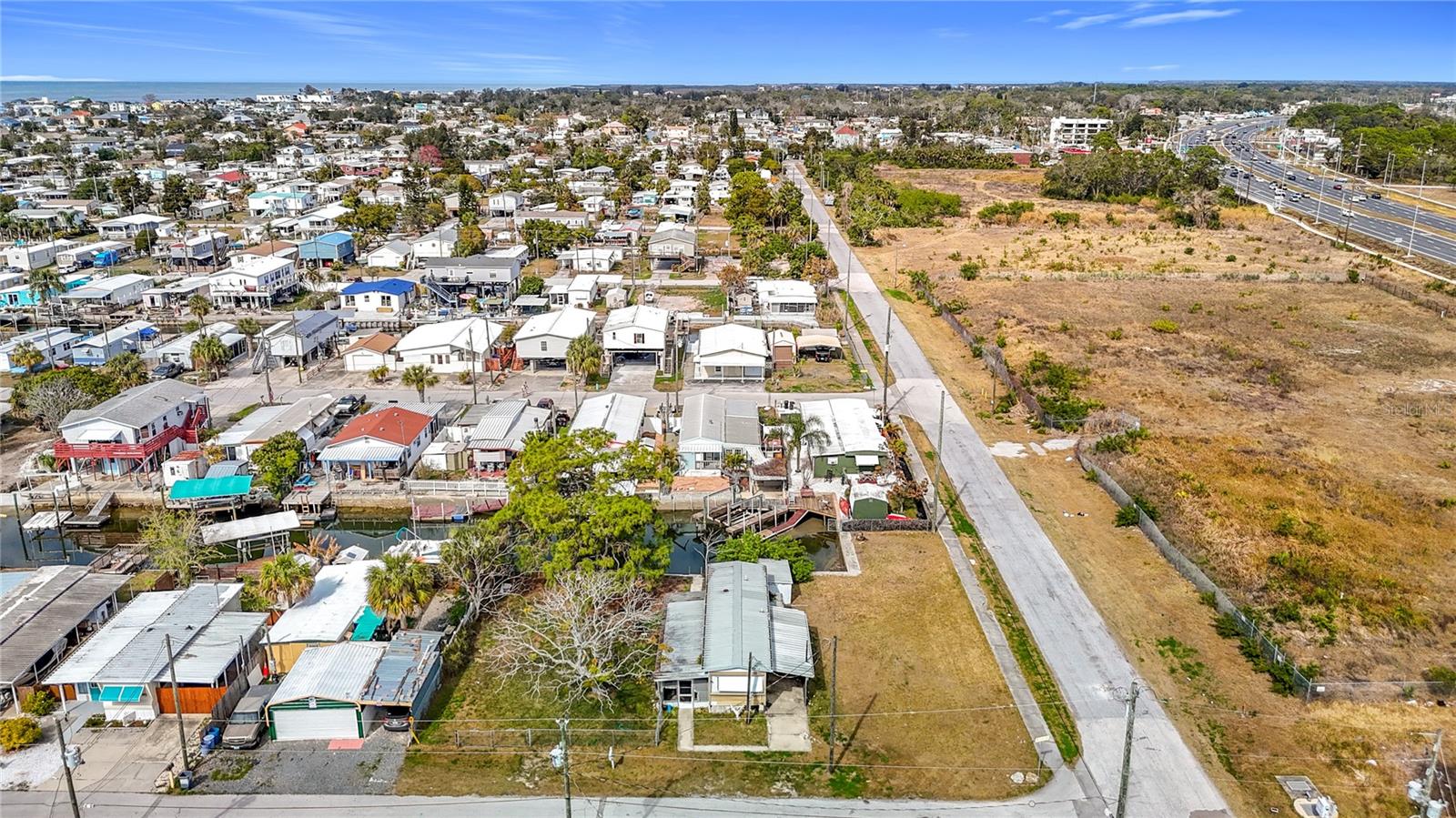 VISTA DEL MAR - Land