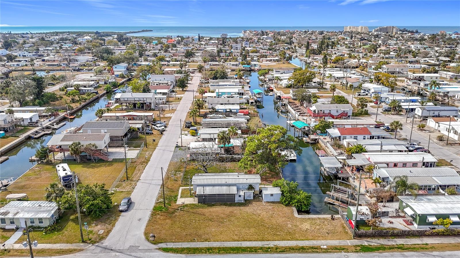 VISTA DEL MAR - Land