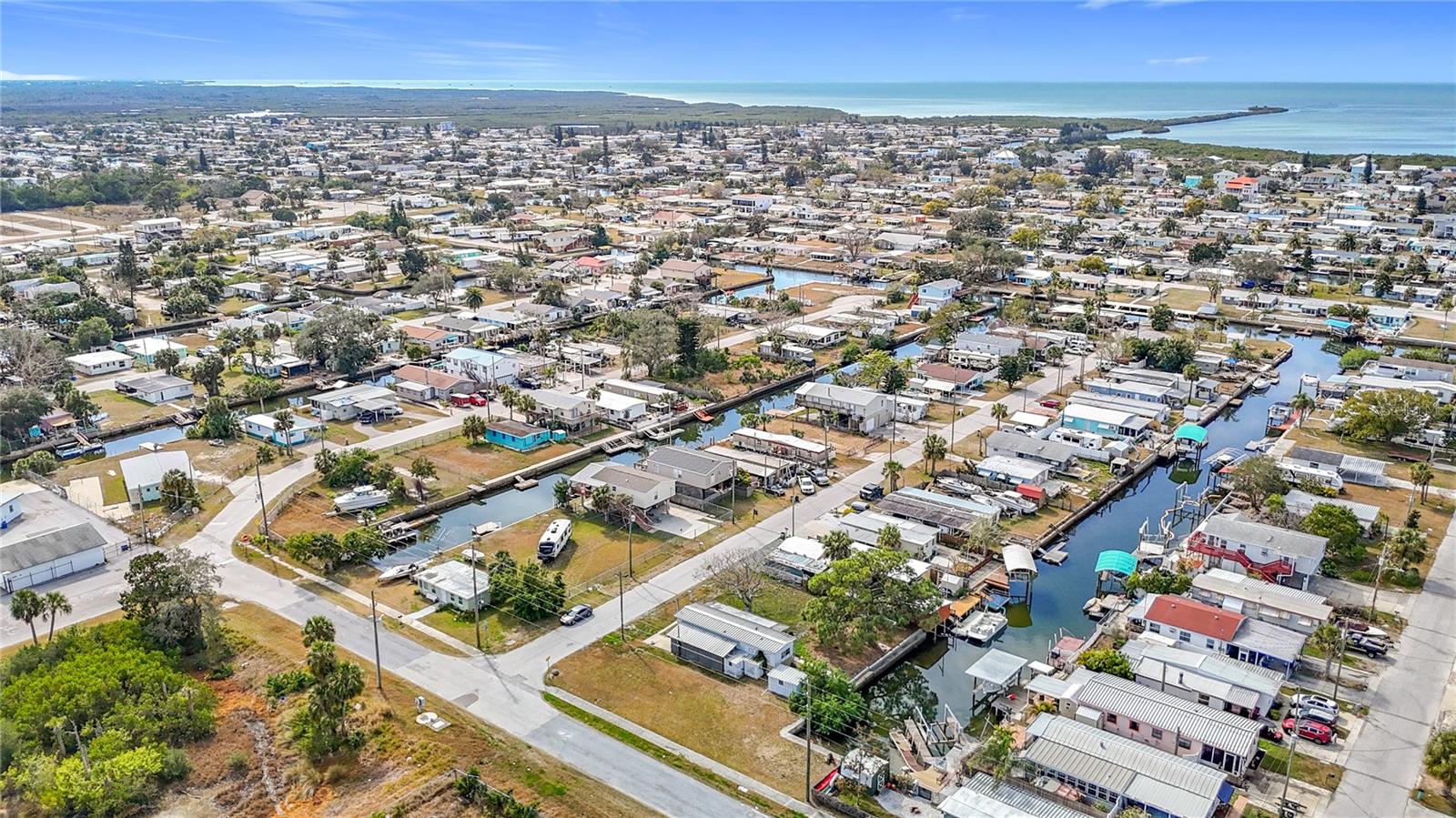 VISTA DEL MAR - Land