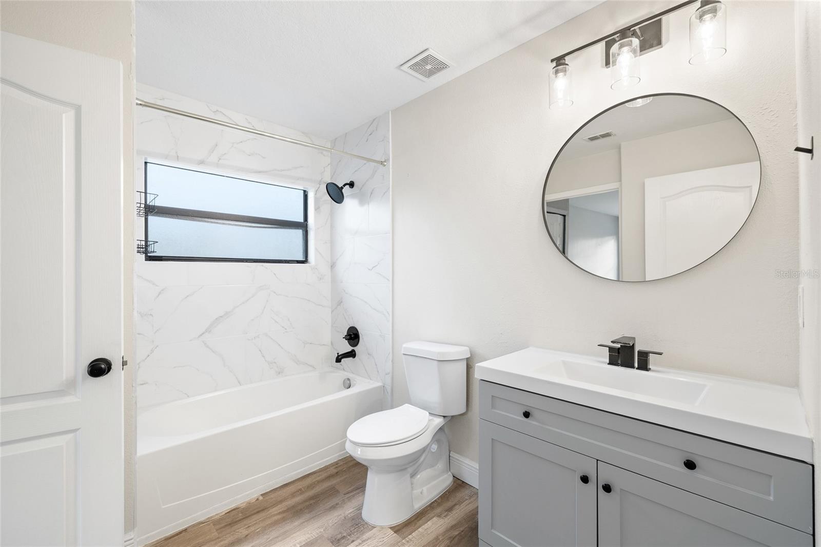 SUNCOAST LAKES PH 02 - Residential