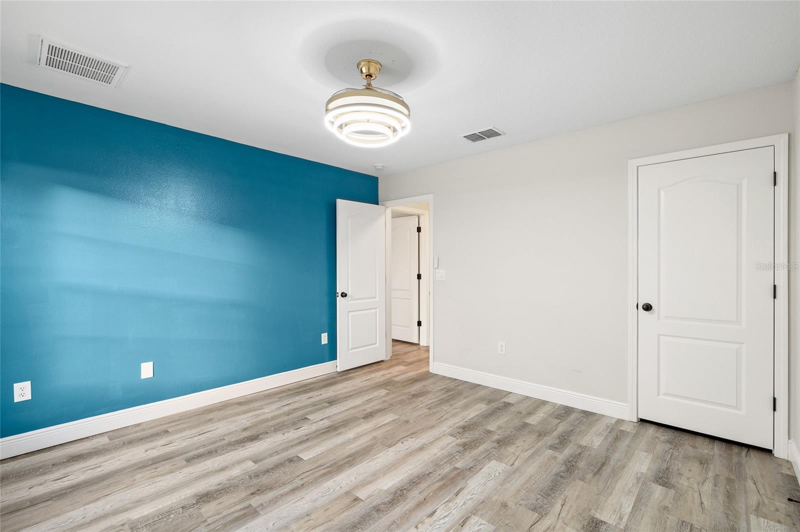 SUNCOAST LAKES PH 02 - Residential