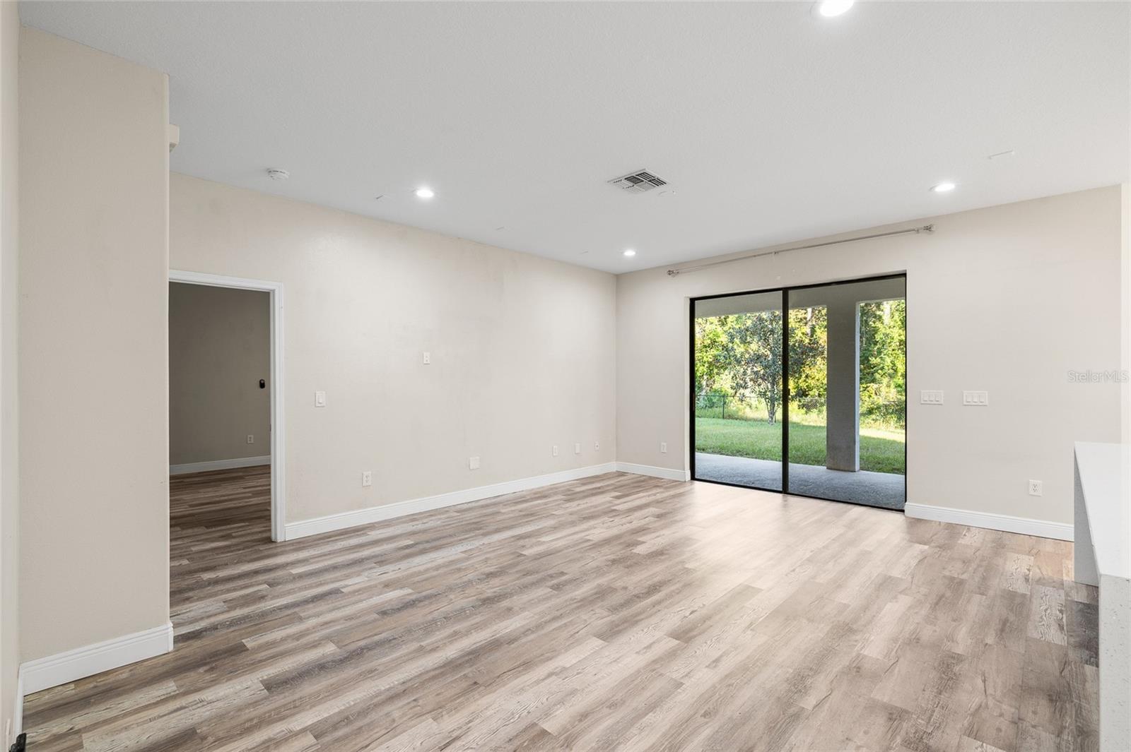 SUNCOAST LAKES PH 02 - Residential