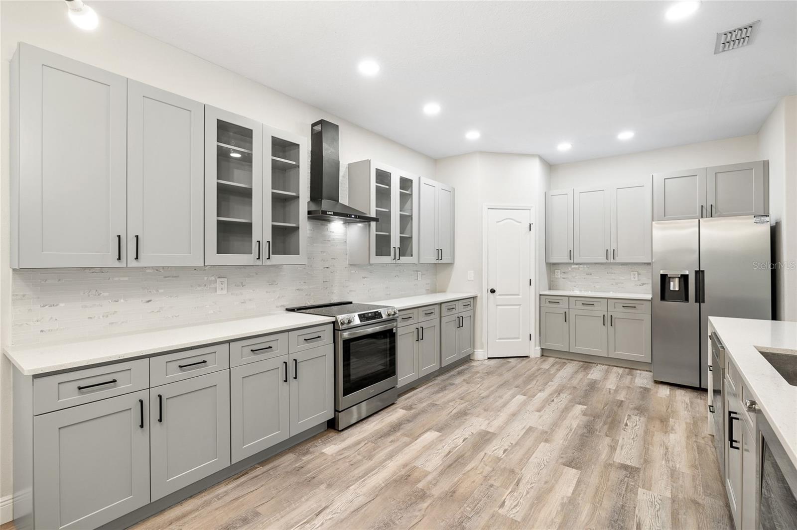 SUNCOAST LAKES PH 02 - Residential