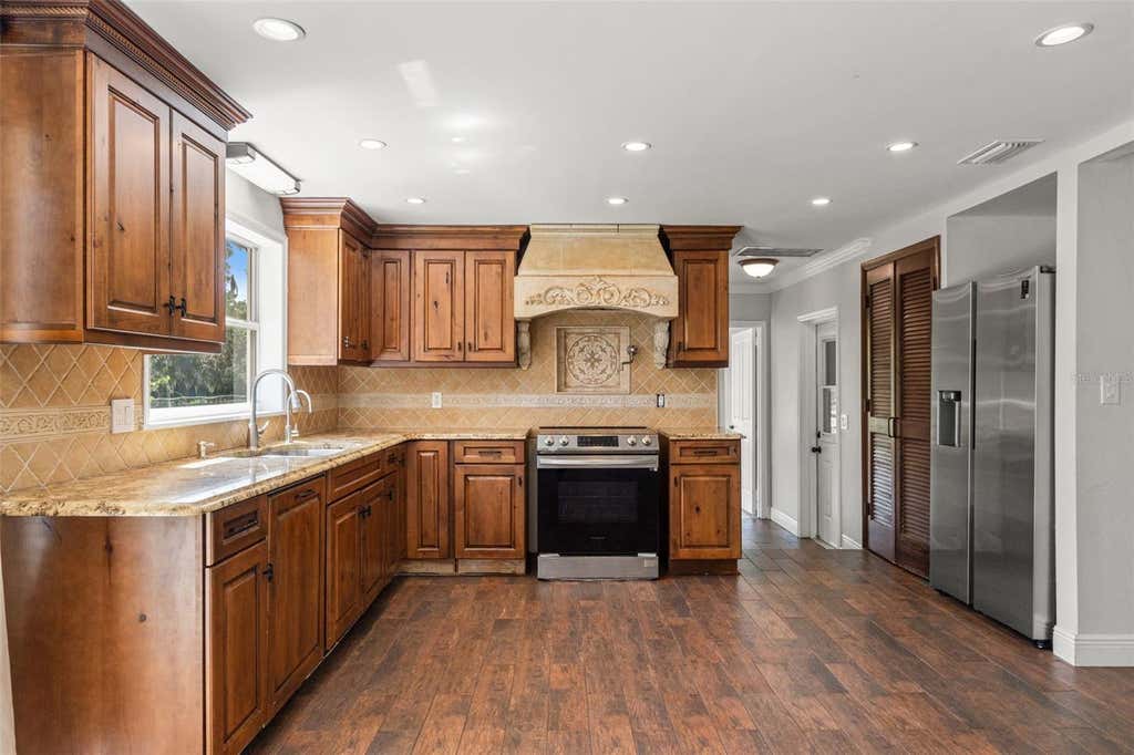 Photo of 9850 Arrow Drive, New Port Richey, FL 34654 (MLS # W7888587)