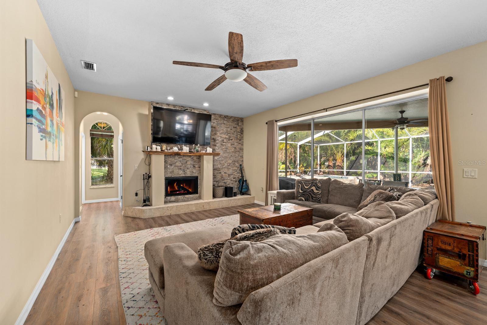 WESTWIND - Residential