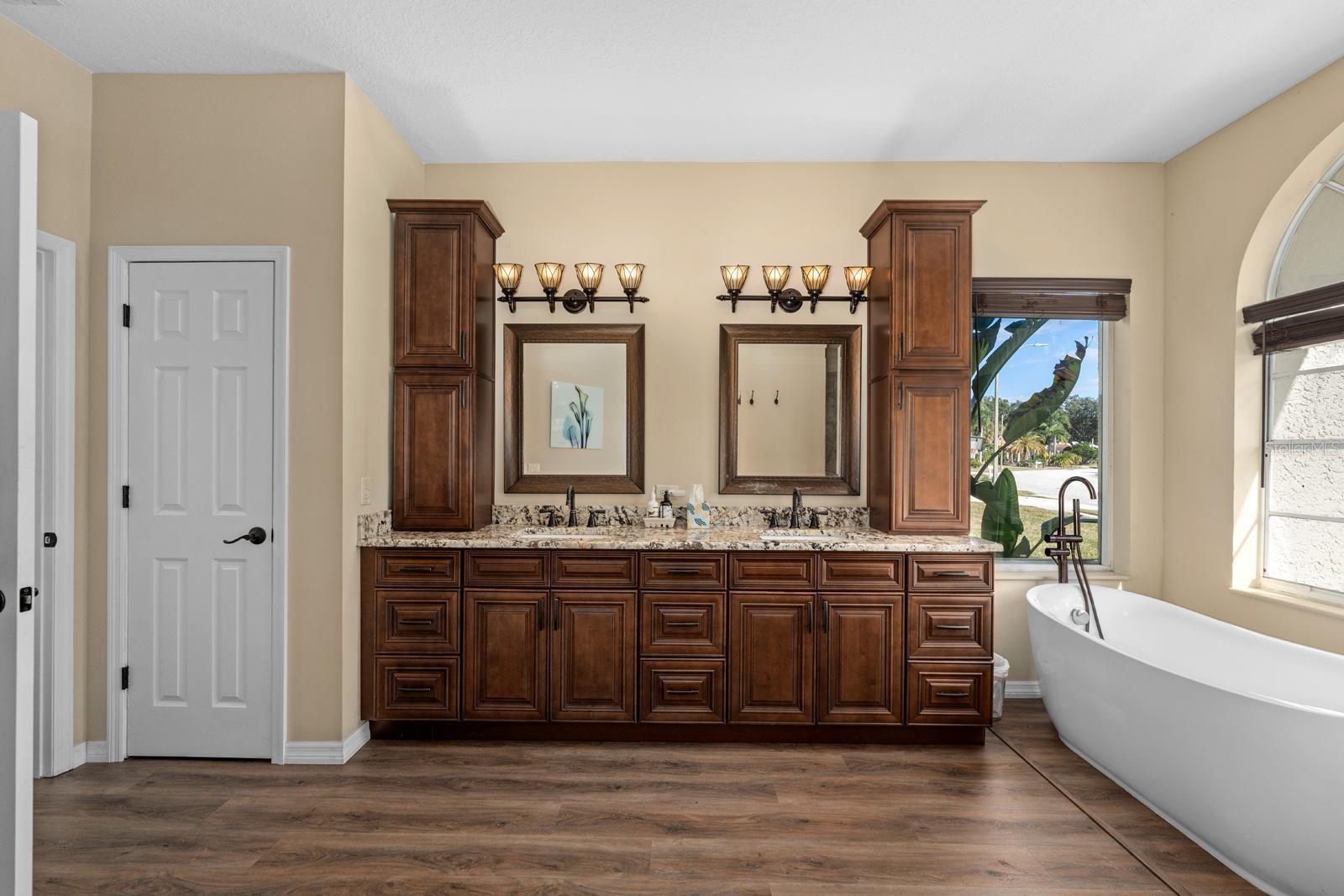 WESTWIND - Residential