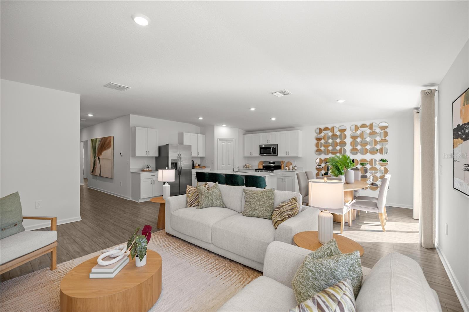 MARION OAKS - Residential