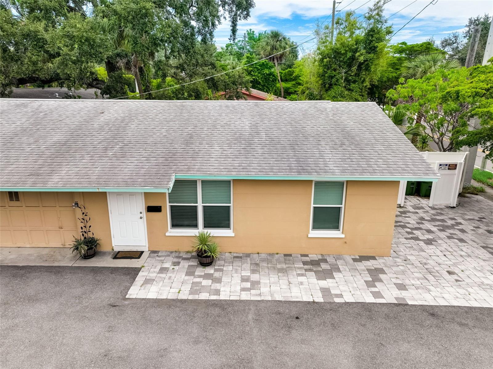 Looking for a spacious and stylish living space that offers the perfect blend of historic charm and modern convenience? Look no further than this newly renovated 2 bedroom, 1 bath townhome nestled in the heart of the iconic Laurel Park neighborhood in downtown Sarasota. Boasting 1000 square feet of beautifully appointed living space, this townhome offers ample room for relaxation and entertainment. The master bedroom features a luxurious queen-size bed, while the guest bedroom offers two full-size beds, ensuring plenty of space for family and guests. Need more sleeping options? The living room features two cozy sofa-beds (Full size) to accommodate additional guests. Whether you're a seasoned home chef or simply love to cook, you'll appreciate the fully equipped kitchen, complete with everything you need to whip up delicious meals and snacks. Catch up on your favorite shows on the 50" LED TV or stay connected with high-speed WiFi internet. And with a convenient washer/dryer combo right in the unit, laundry day has never been easier. Located just steps from Sarasota's vibrant downtown scene, this townhome puts you in the center of it all. Don't miss out on this rare opportunity to enjoy the very best of Sarasota living in one of its most coveted neighborhoods