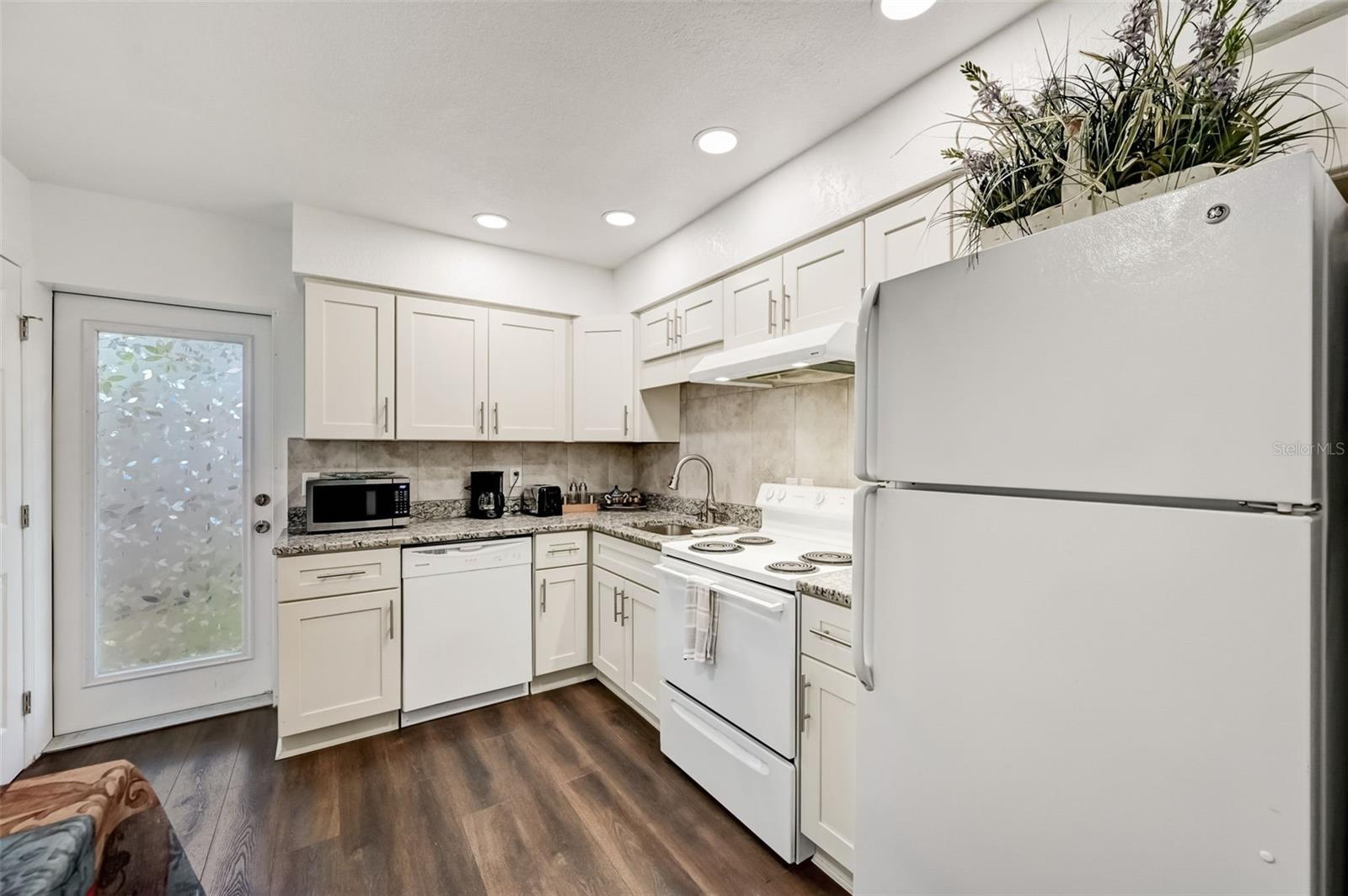 OSPREY AVE SUB - Residential Lease