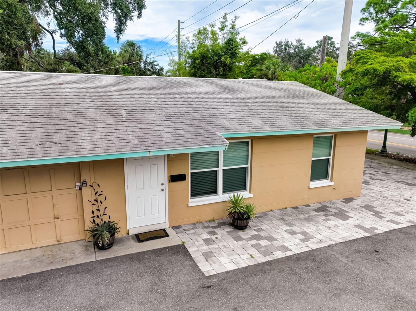 OSPREY AVE SUB - Residential Lease