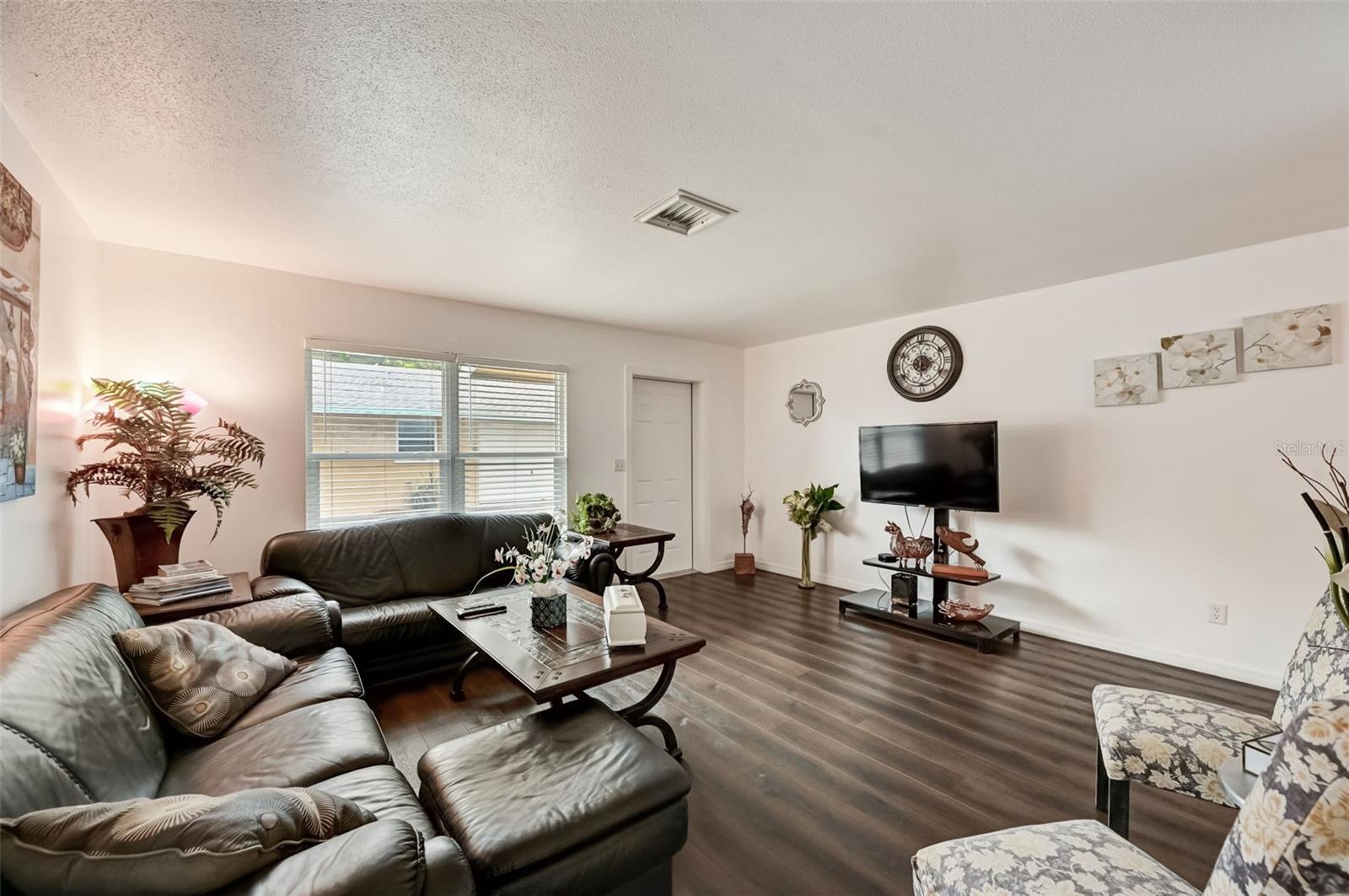 OSPREY AVE SUB - Residential Lease