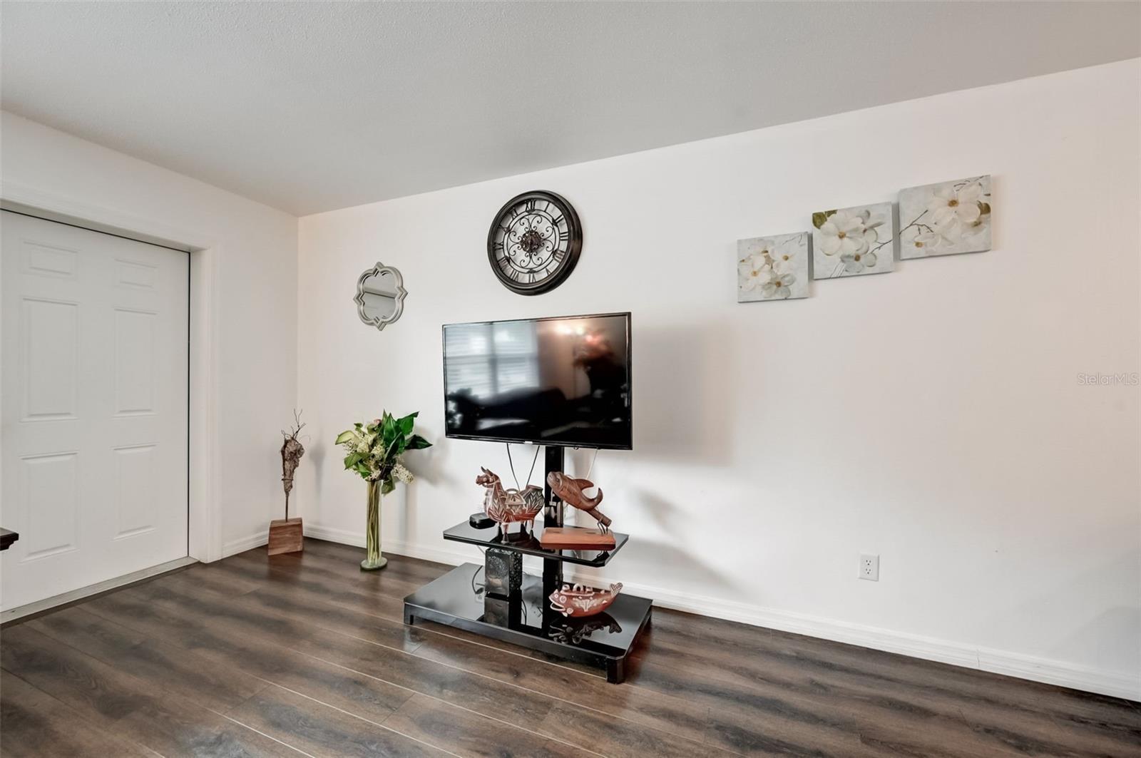 OSPREY AVE SUB - Residential Lease