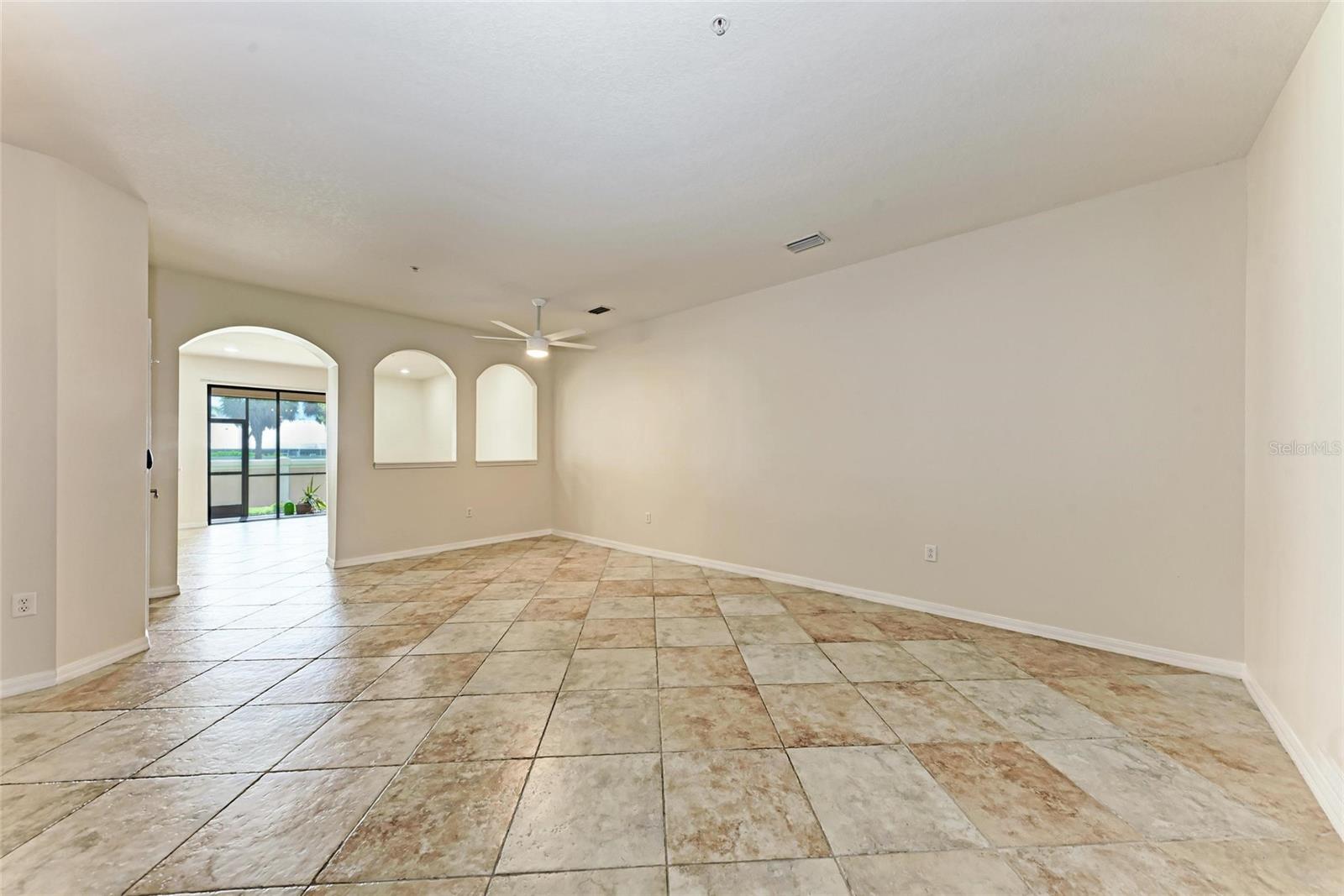 4309 VIA PIEDRA CIRCLE 6-103