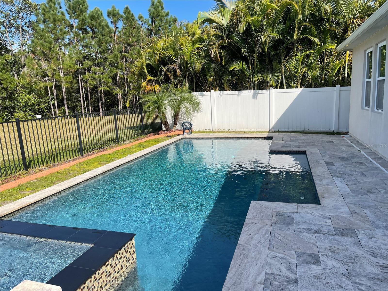 LAKE SAWYER SOUTH PH 5 - Residential Lease