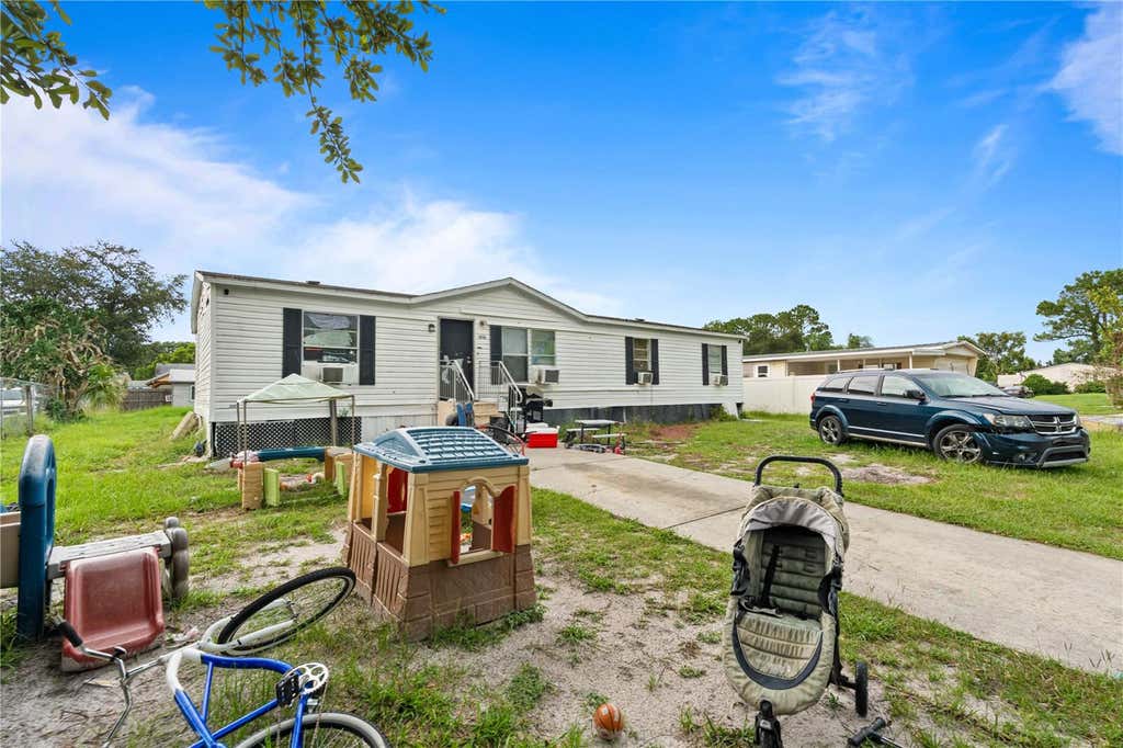 Photo of 14758 Congress Street, Orlando, FL 32826 (MLS # V4950340)