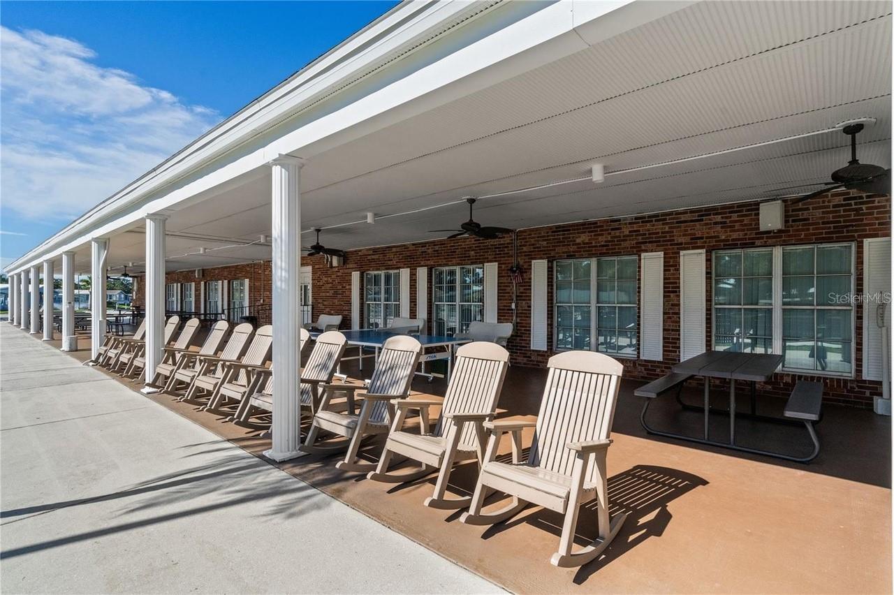 OAKWOOD MANOR - Residential