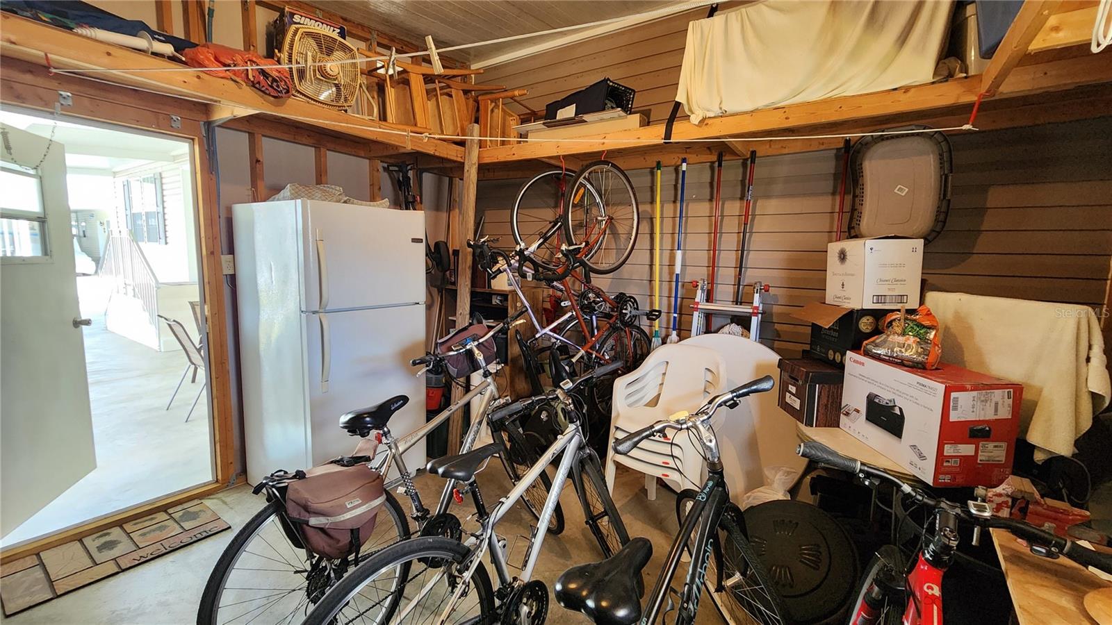 OAKWOOD MANOR - Residential