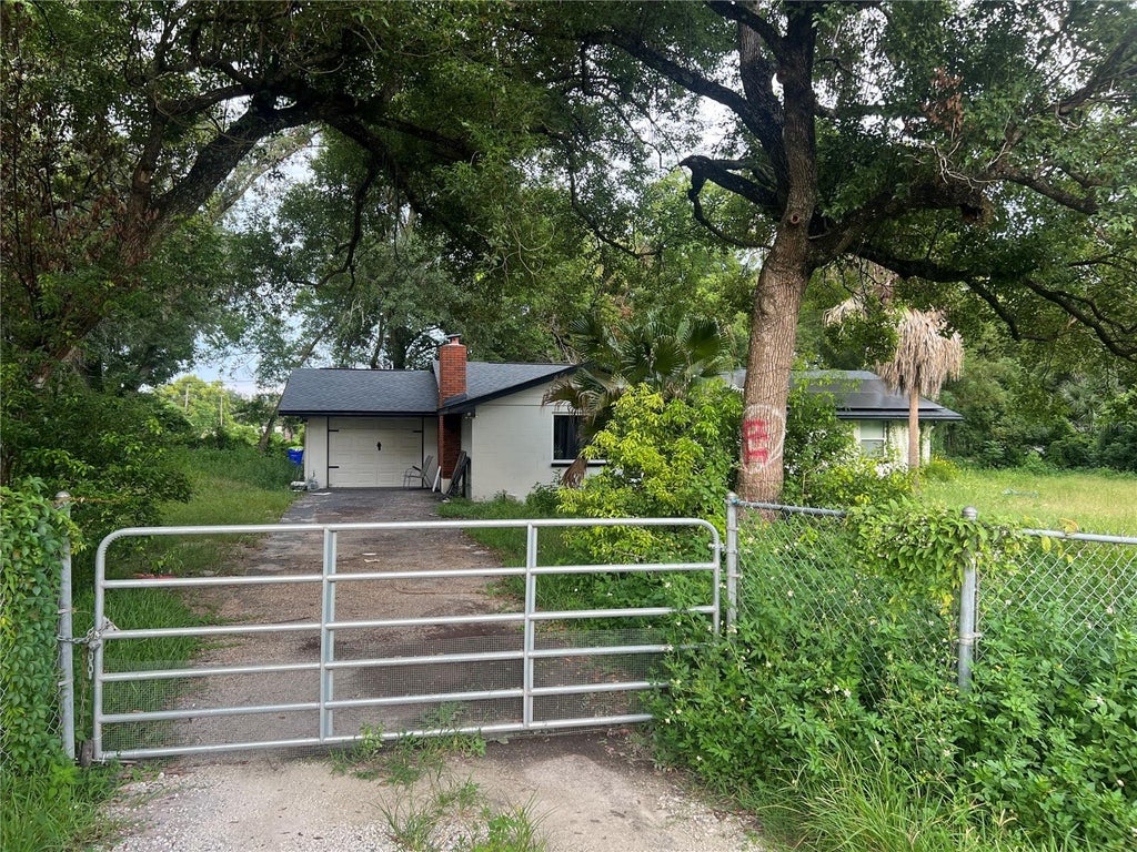 Photo of 6330 12th Street, Zephyrhills, FL 33542 (MLS # TB8541081)