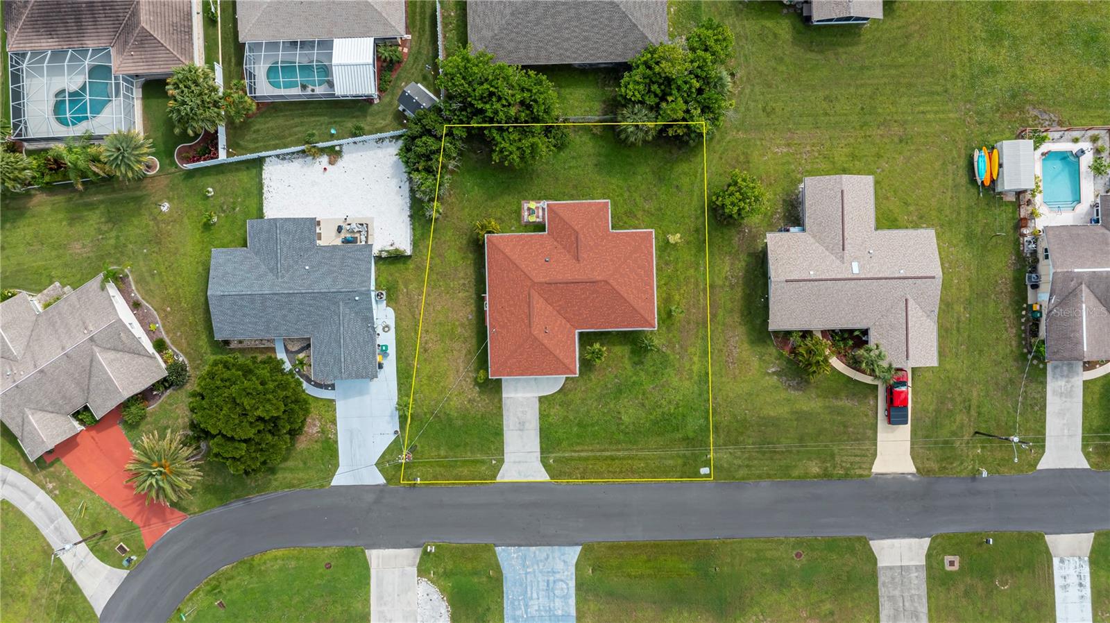 MAY TERRACE - Residential