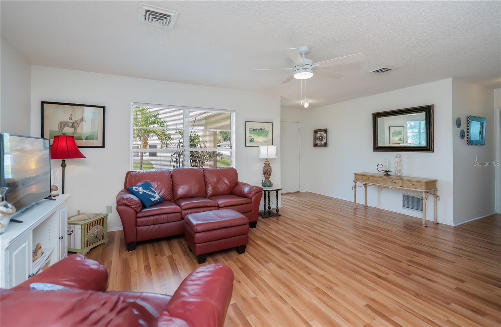 MAY TERRACE - Residential