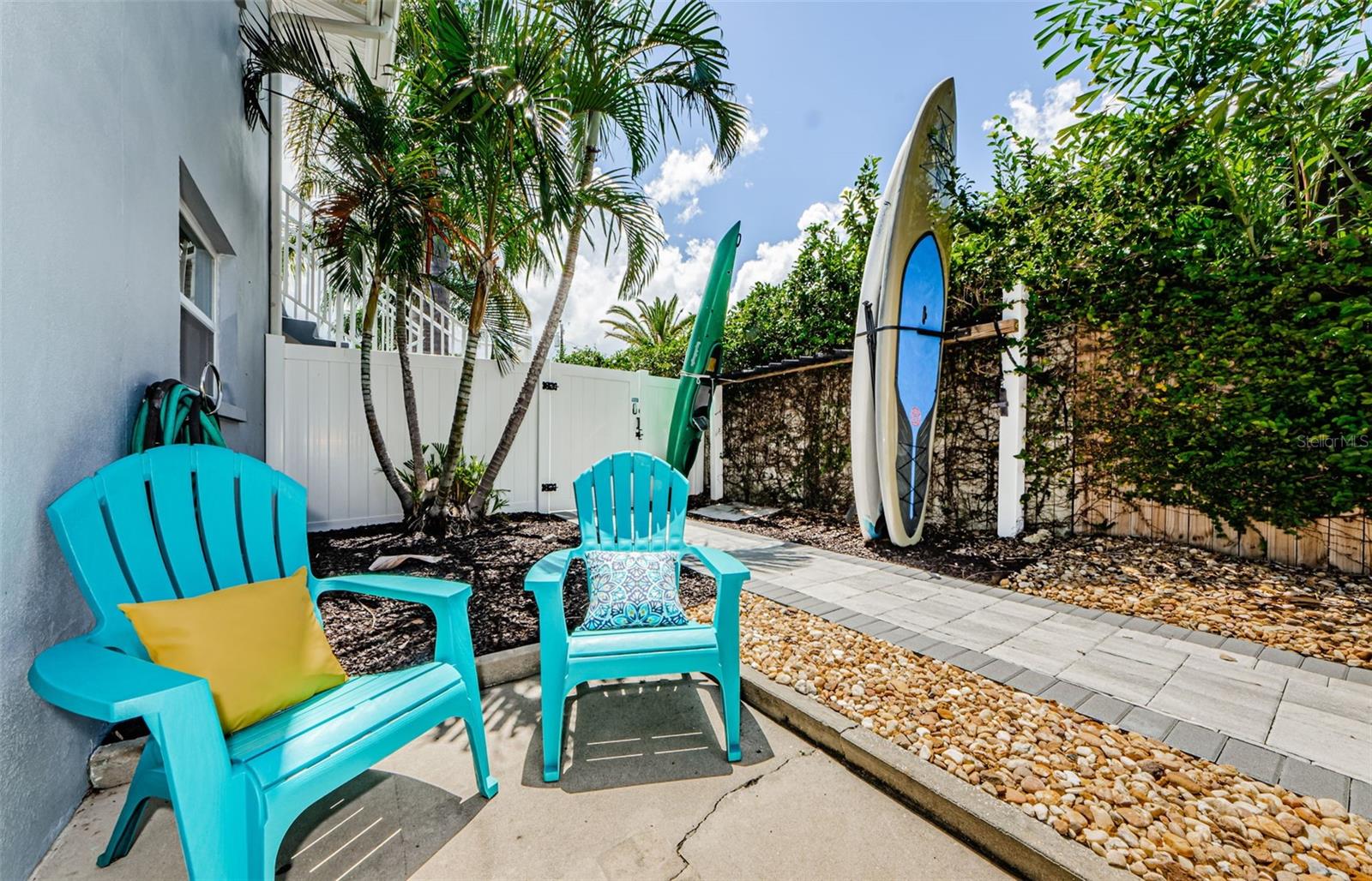 2186 EDYTHE DRIVE 11