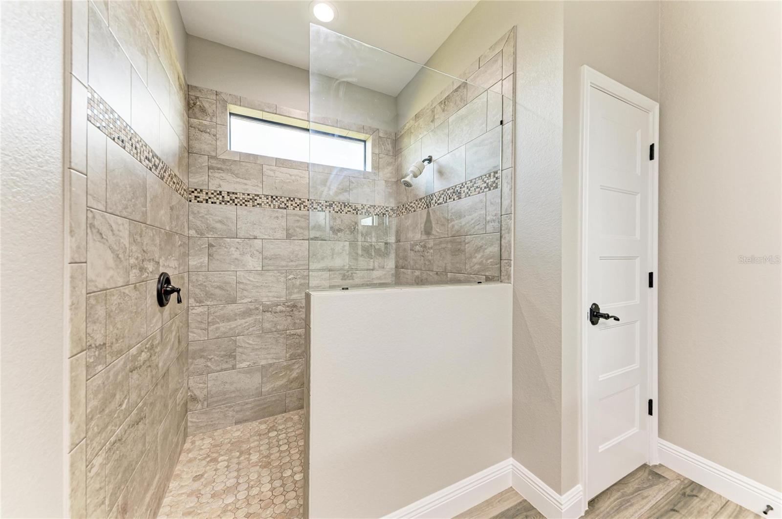 ROTONDA LAKES - Residential