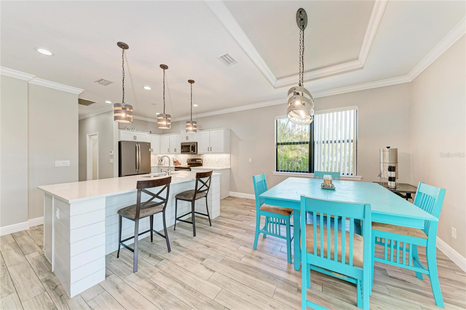 ROTONDA LAKES - Residential