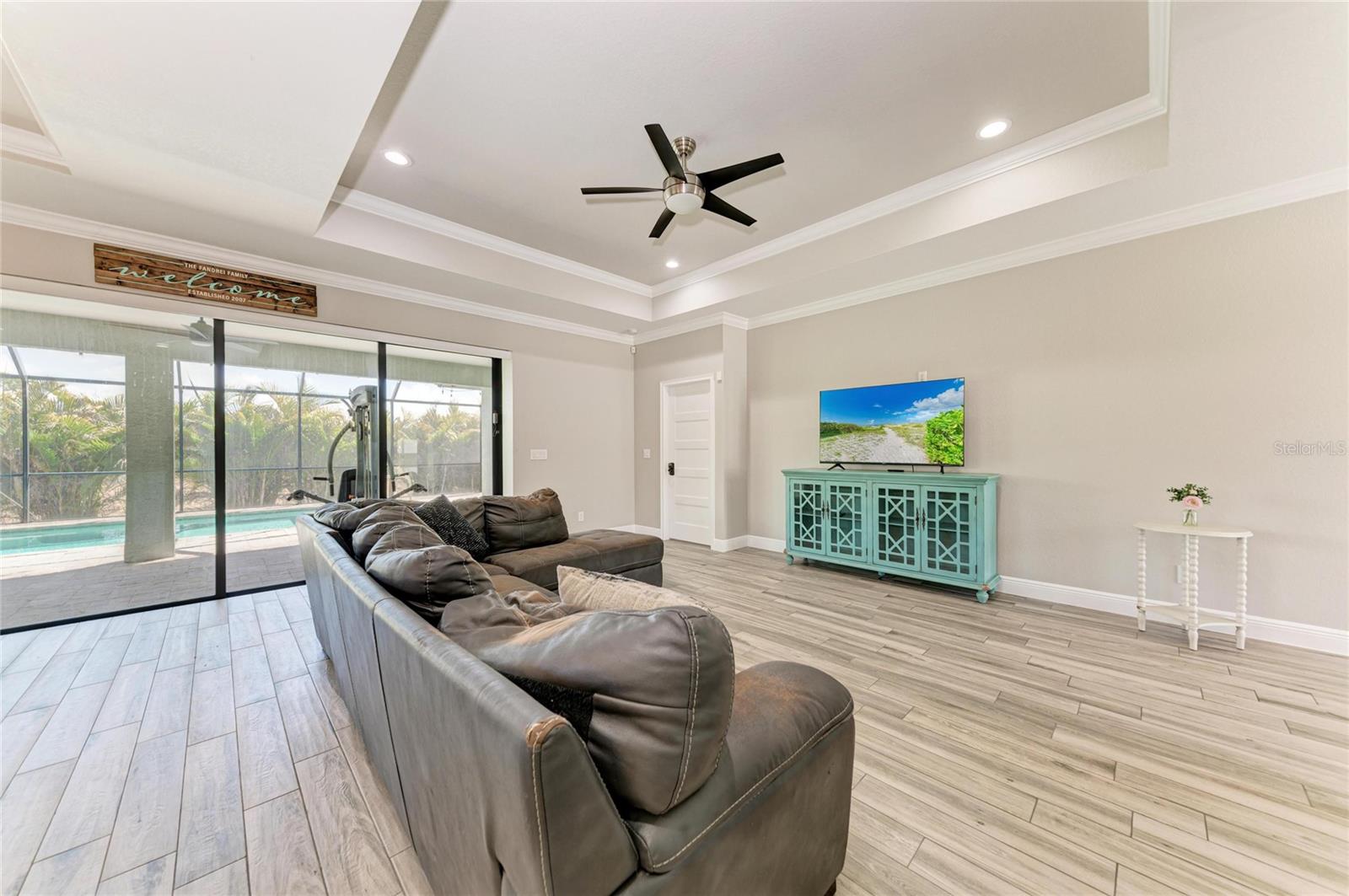 ROTONDA LAKES - Residential