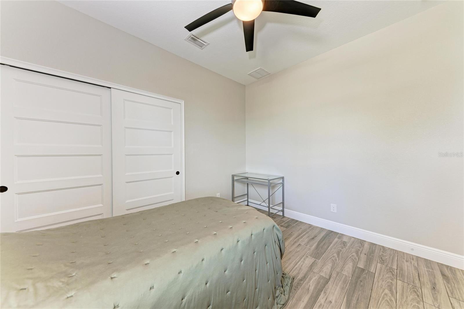 ROTONDA LAKES - Residential